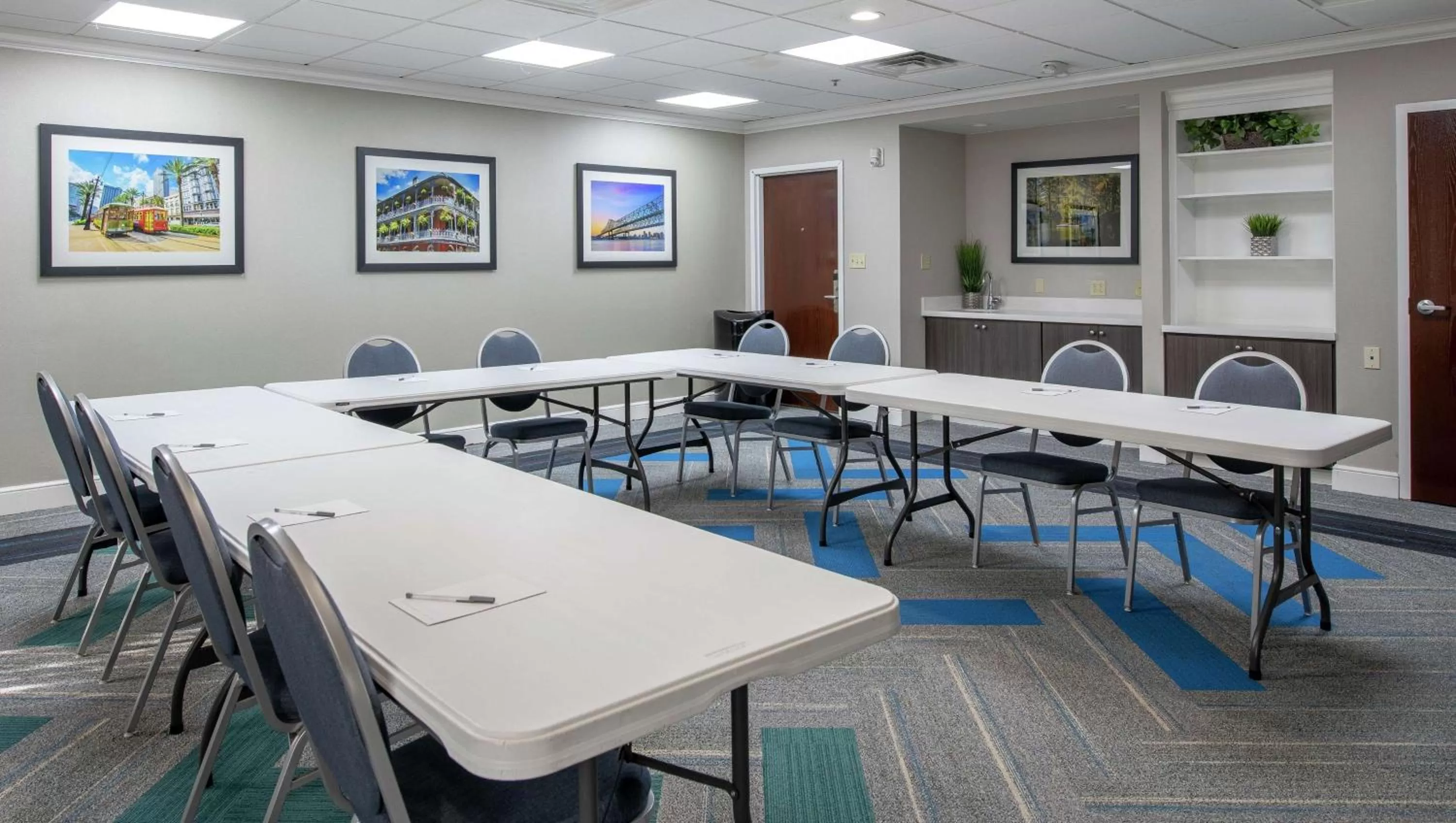 Meeting/conference room in Hampton Inn and Suites Lafayette