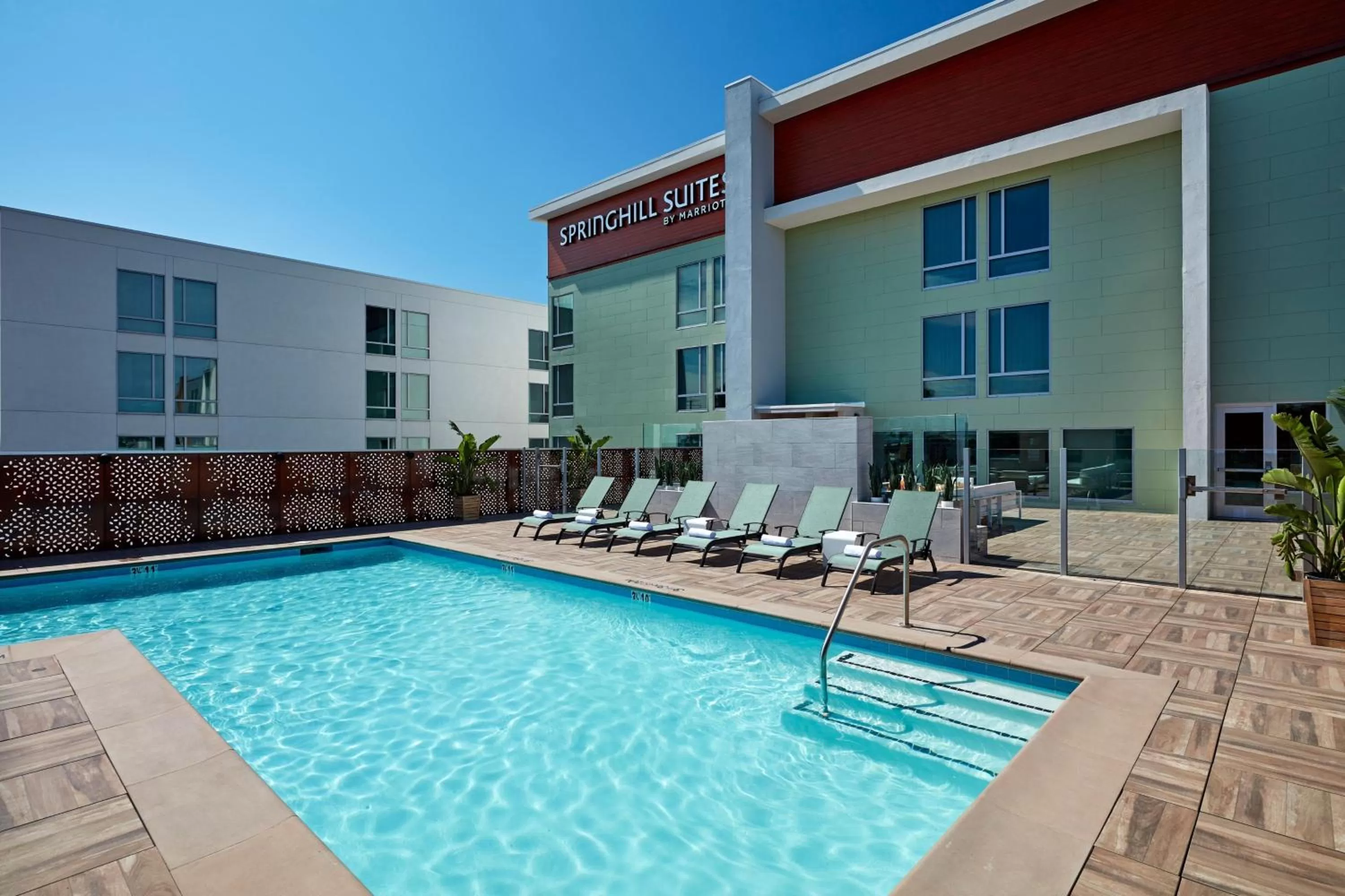 Swimming pool in SpringHill Suites by Marriott Los Angeles Downey
