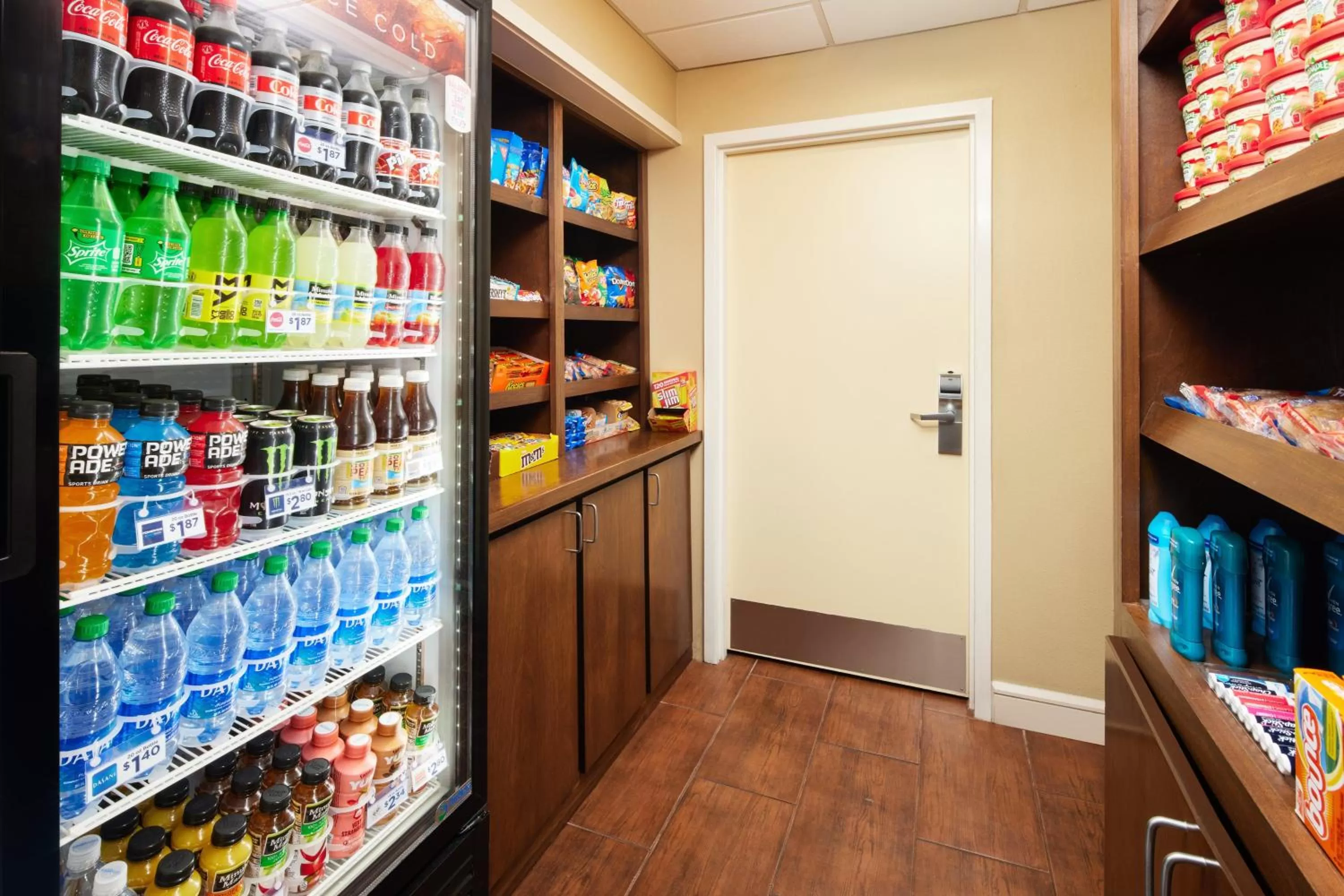 Lobby or reception in Holiday Inn Express Tifton by IHG