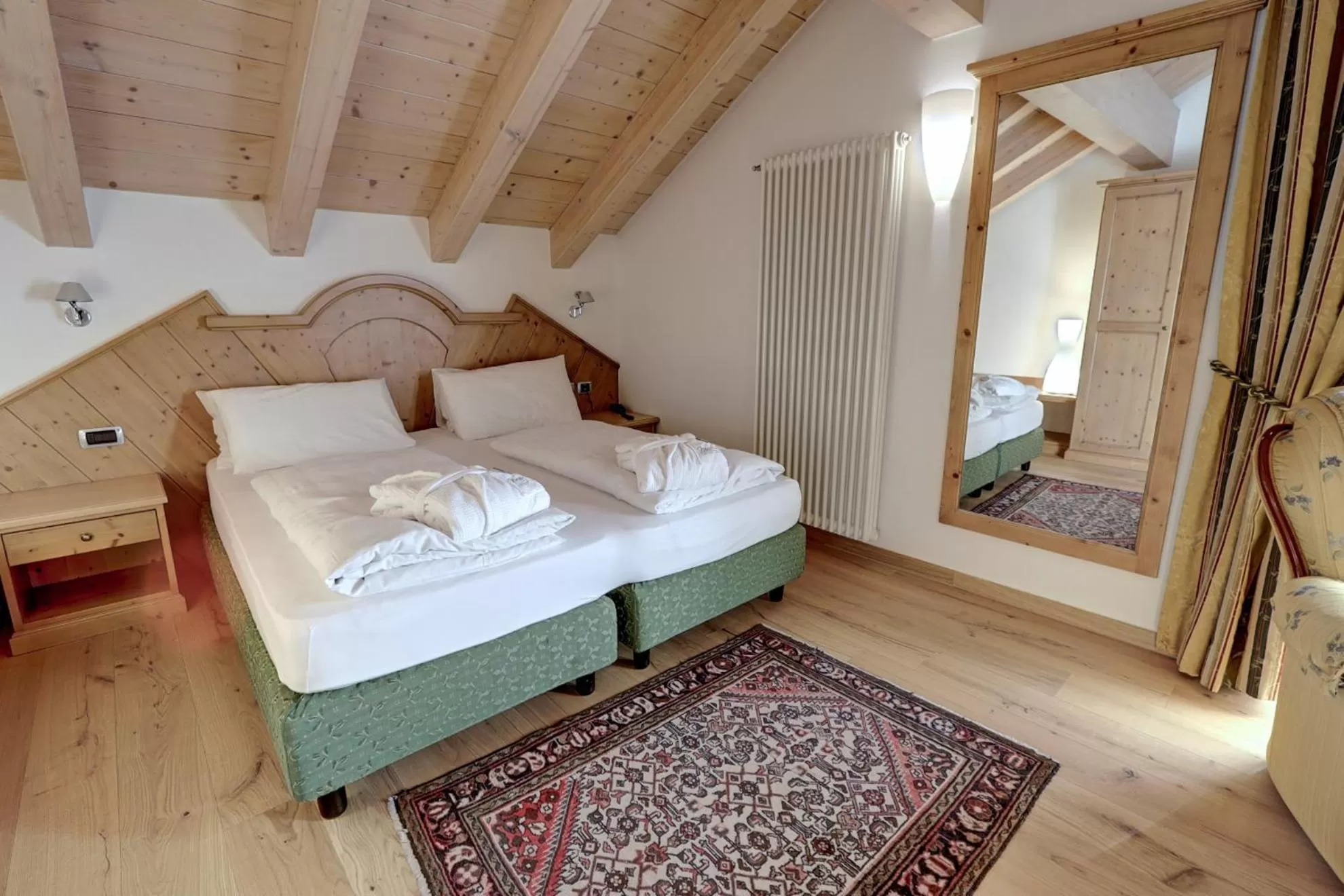 Bed in Leading Relax Hotel Maria