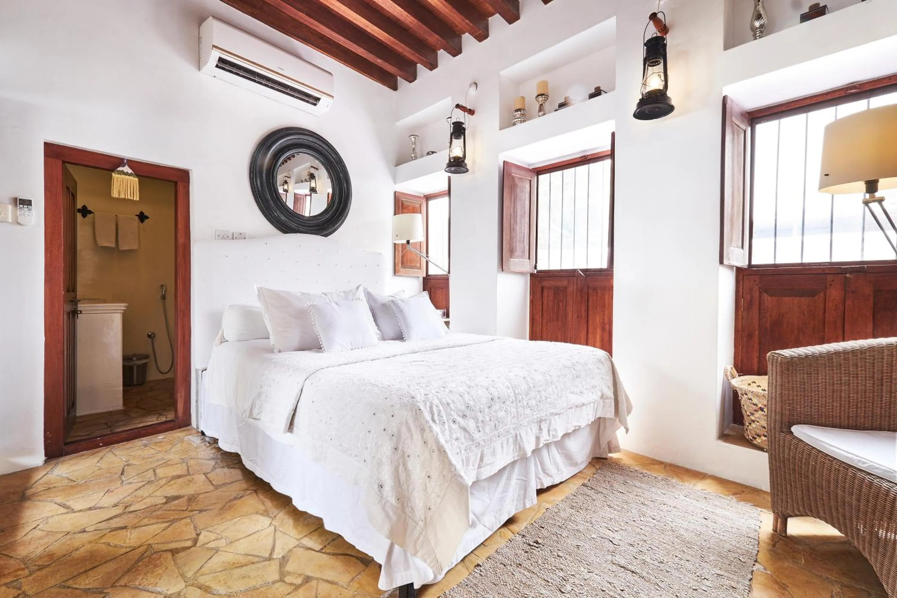 Bedroom, Bed in XVA Art Hotel