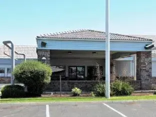 King Studio Suite - Non-Smoking in Baymont by Wyndham Moses Lake King Studio Suite - Non-Smoking in Baymont by Wyndham Moses Lake