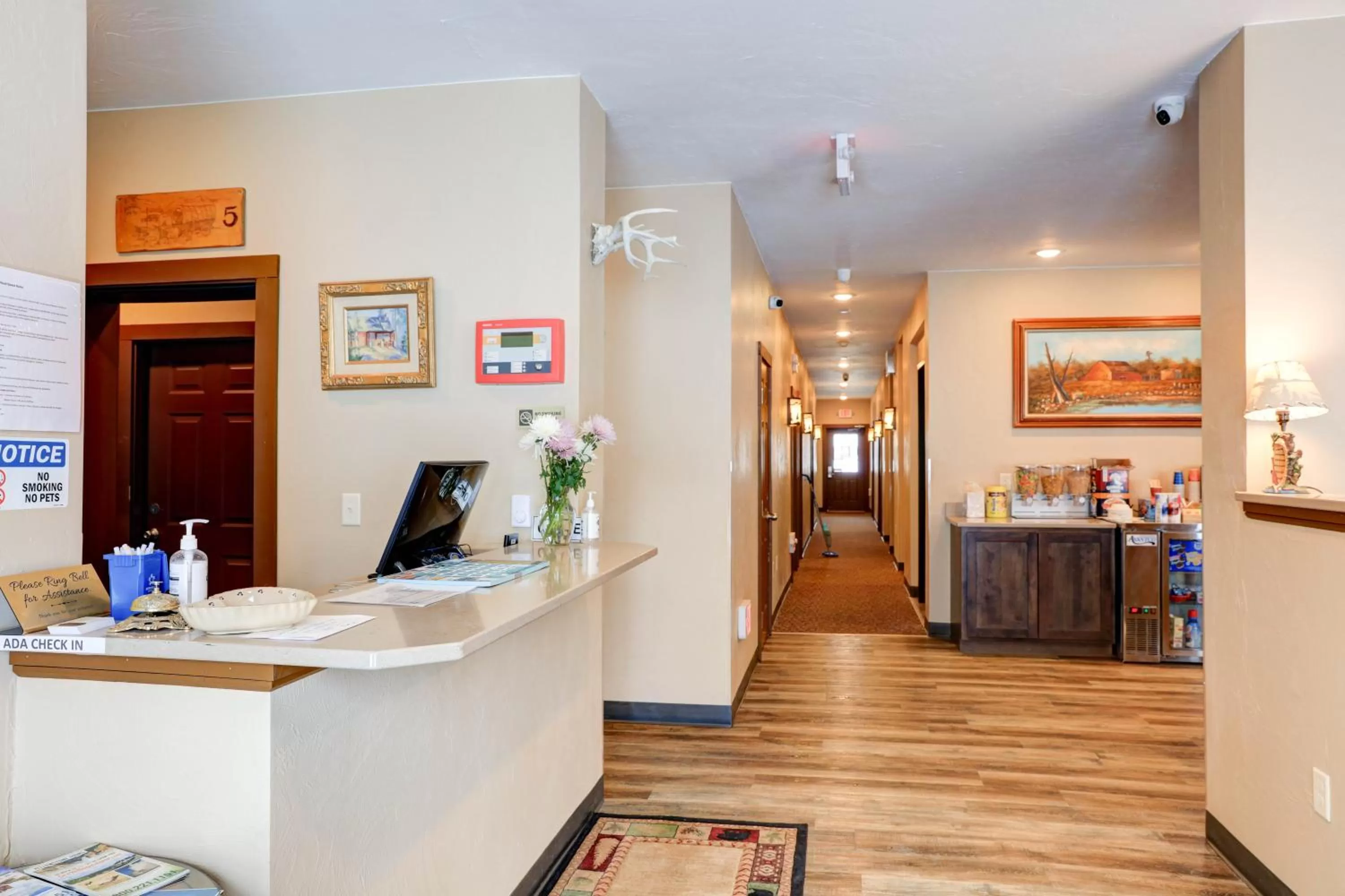 Lobby or reception in Wagon Wheel Hotel