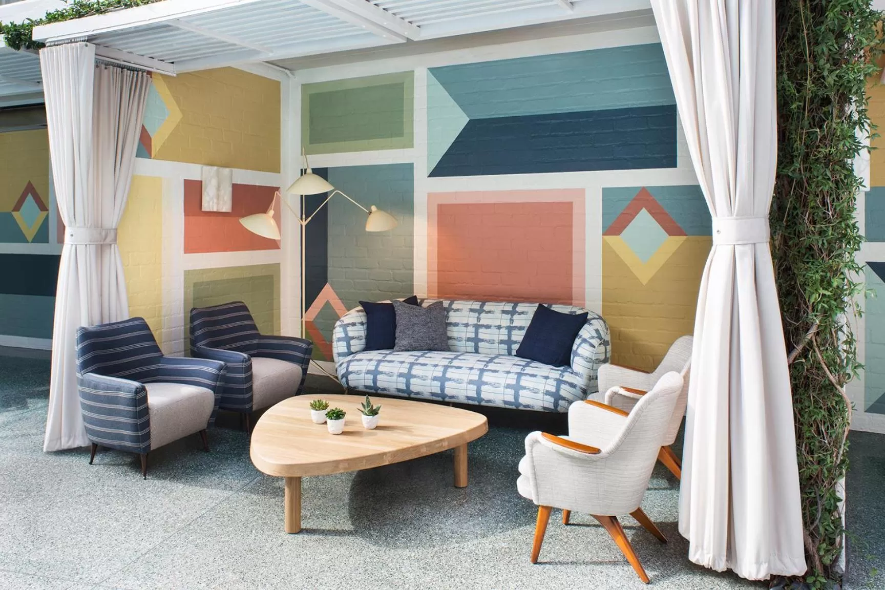 Restaurant/places to eat in Avalon Hotel Beverly Hills, a Member of Design Hotels