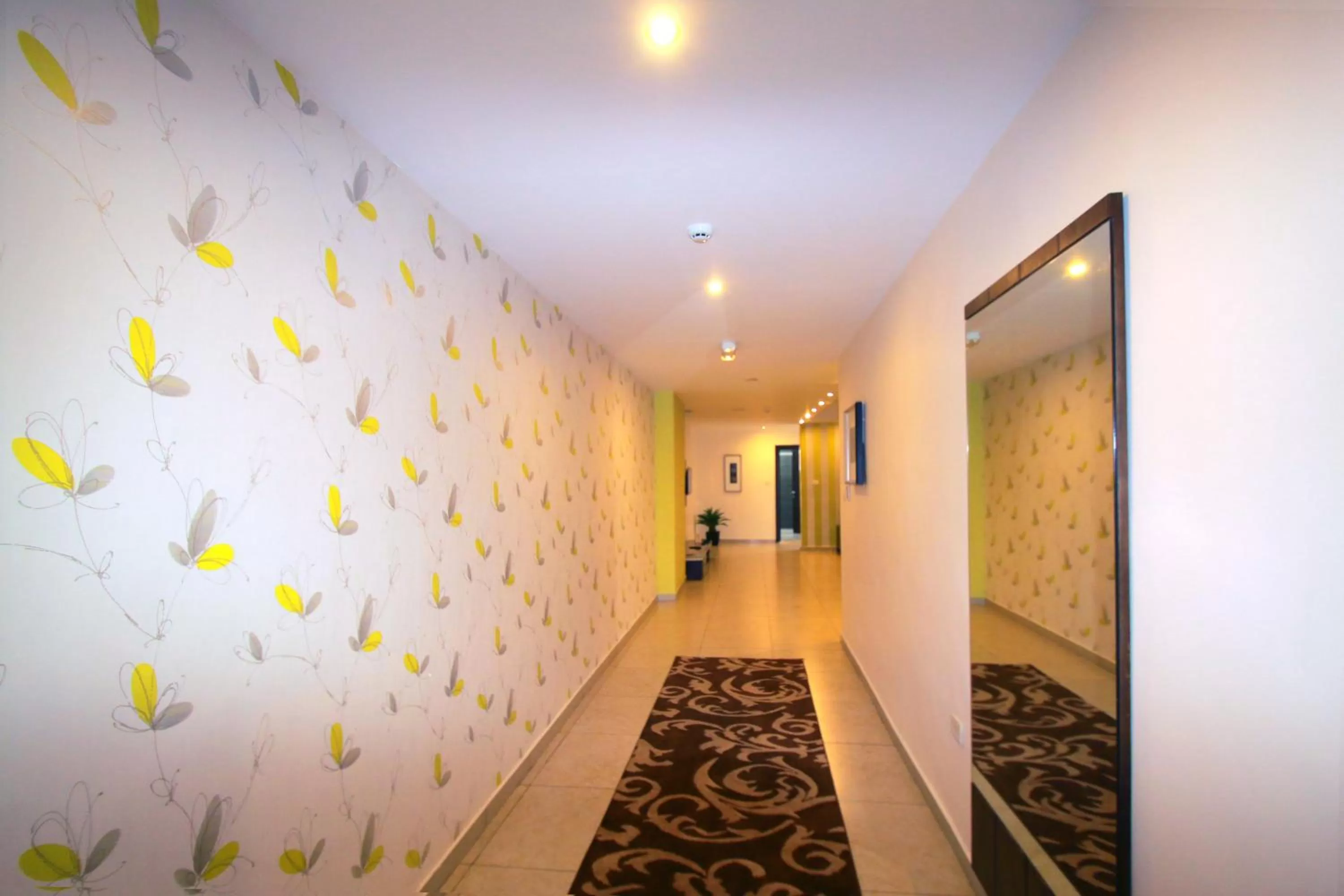 City Rose Hotel Suites