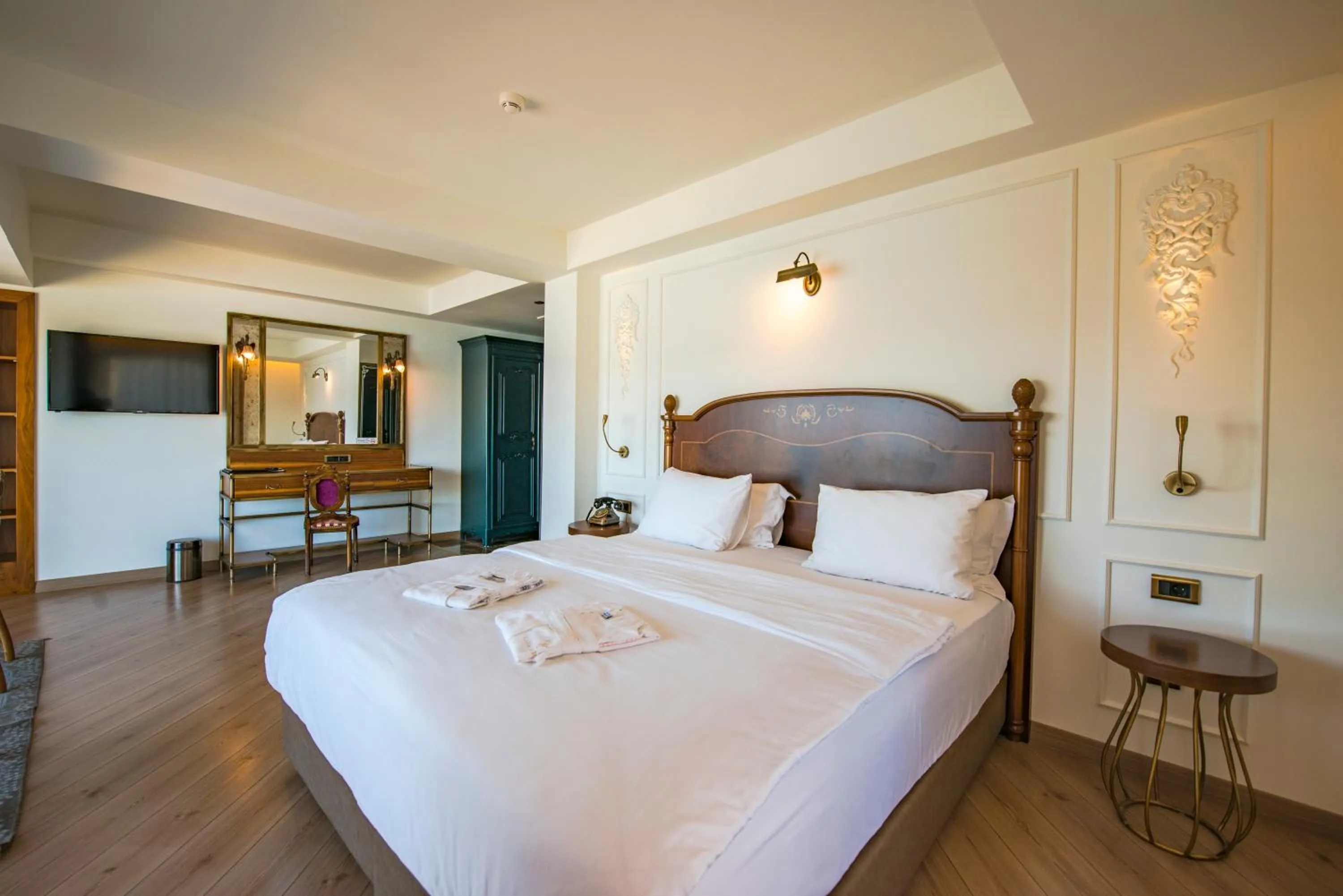 Bed in Casa Margot Hotel - Adults Only