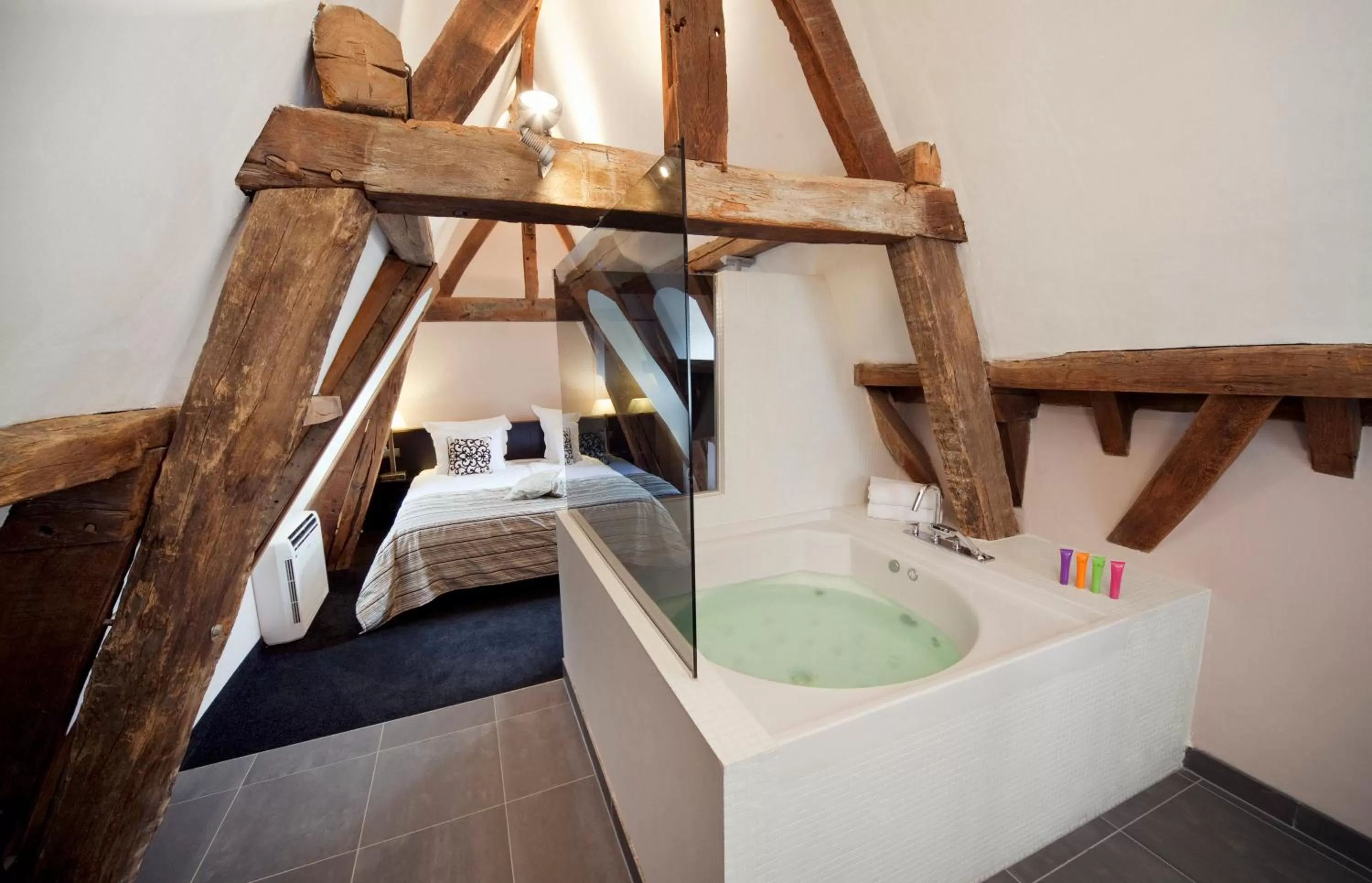 Bath, Bed in Bilderberg Château Holtmühle