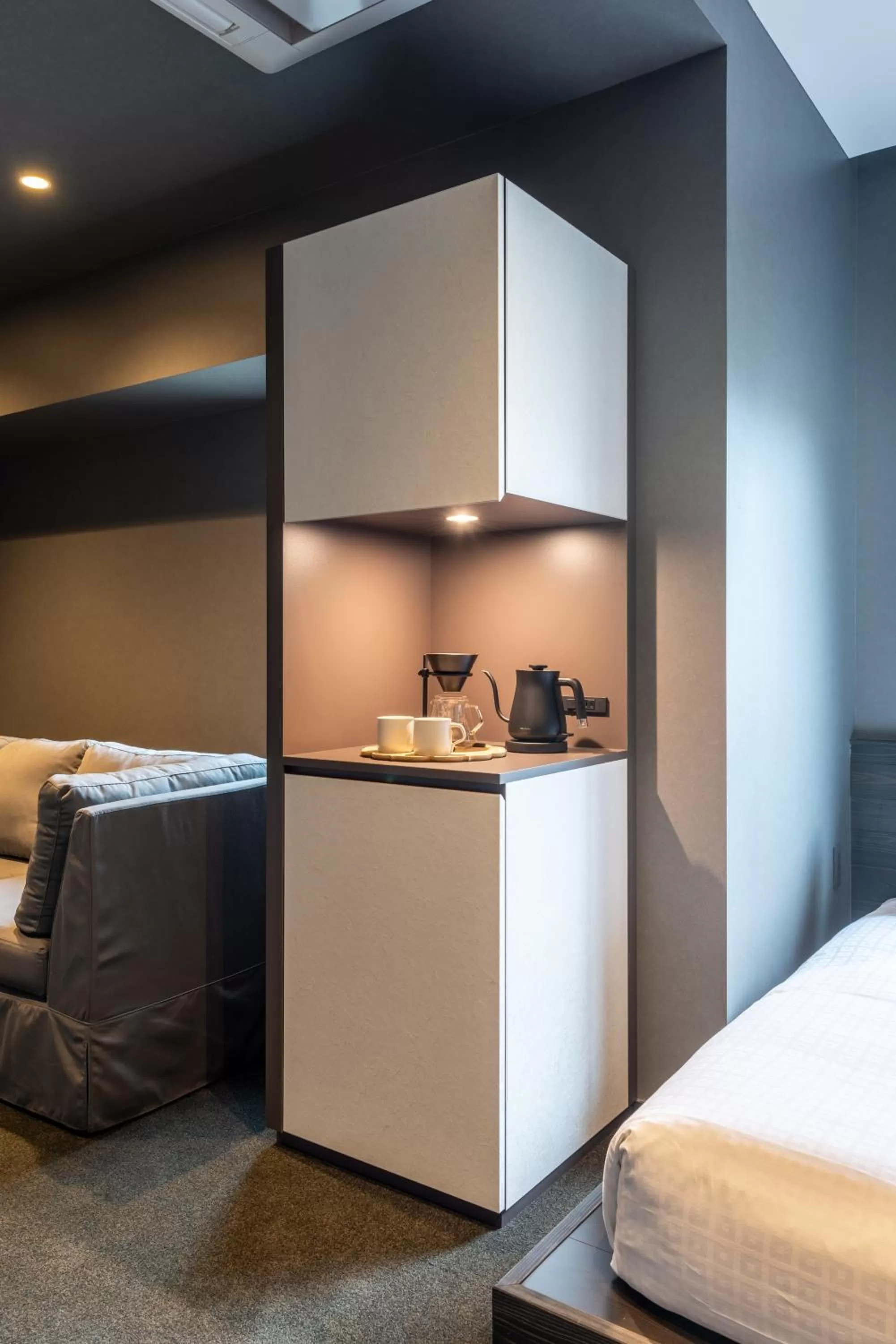 Coffee/tea facilities, Bed in THE MACHIYA HOTEL TAKAYAMA