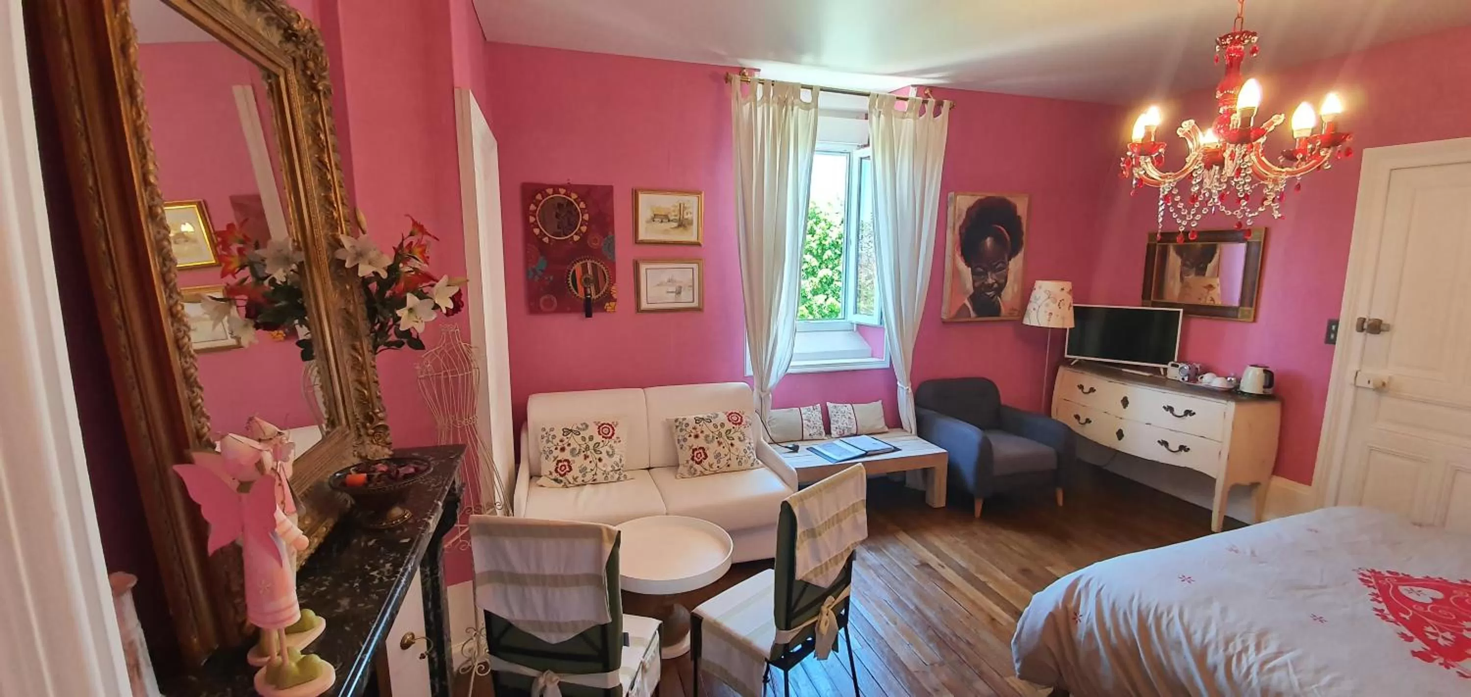 Bed in Villa Primerose