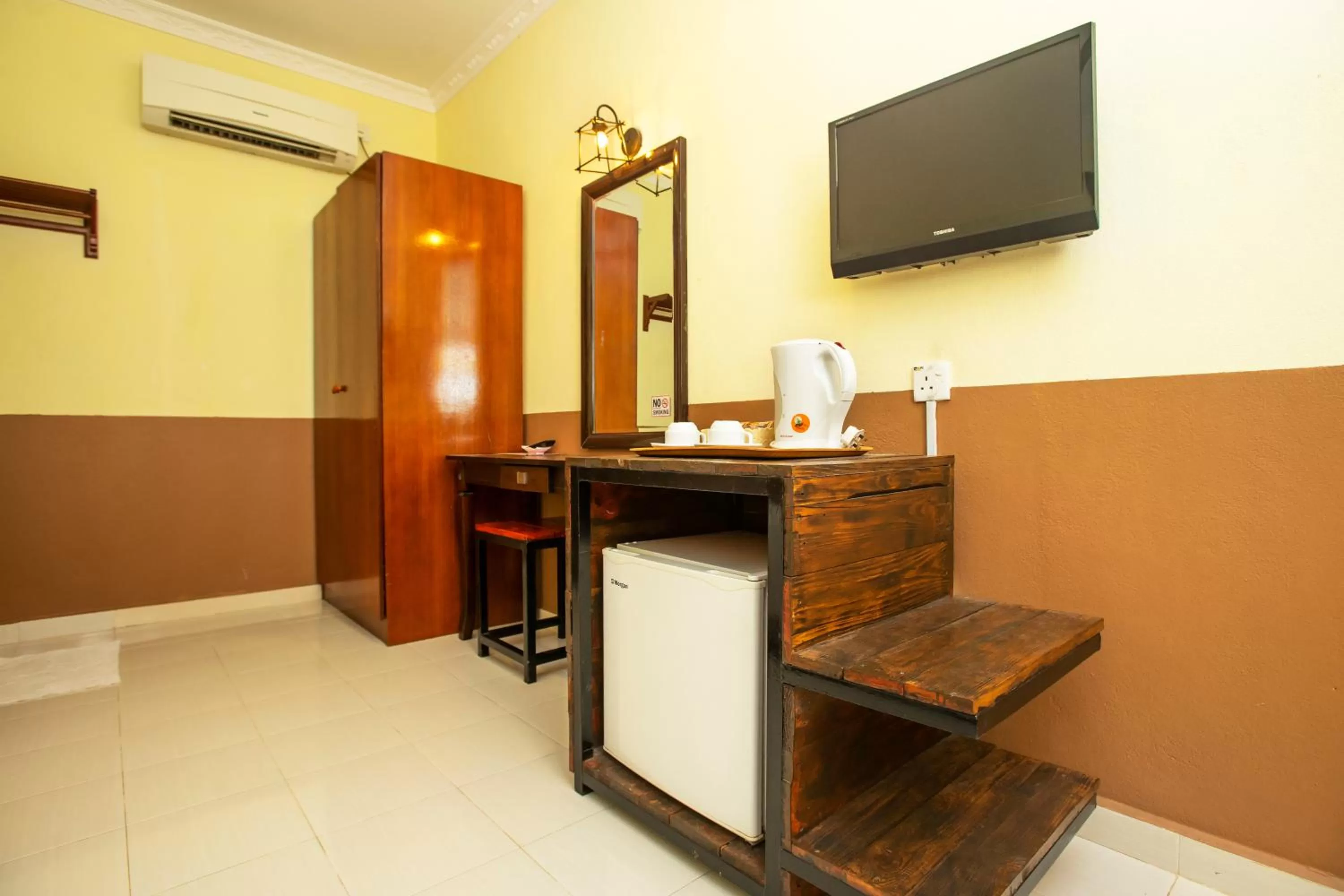 TV and multimedia in NR Langkawi Motel