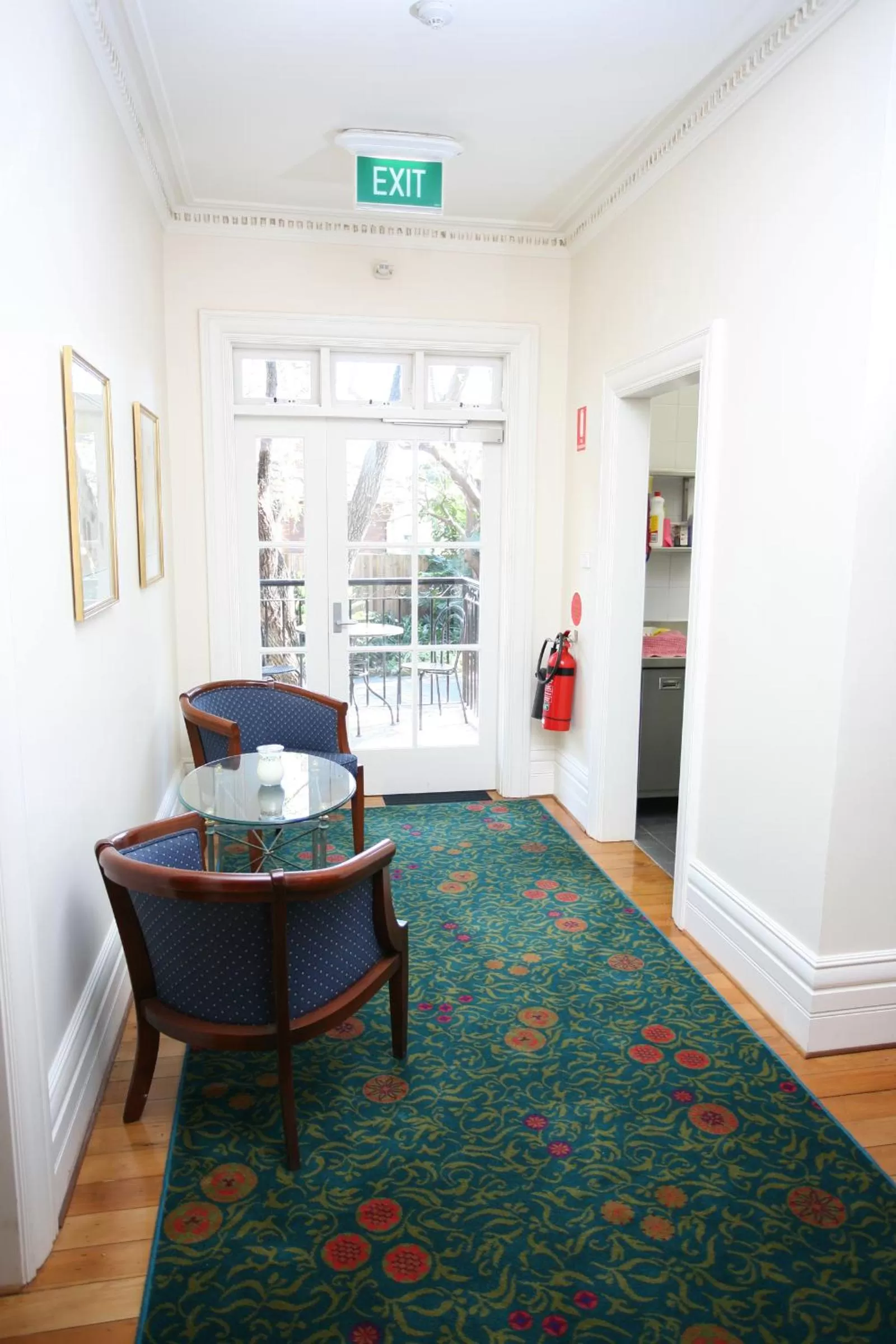 Communal kitchen in Darcy's Hotel