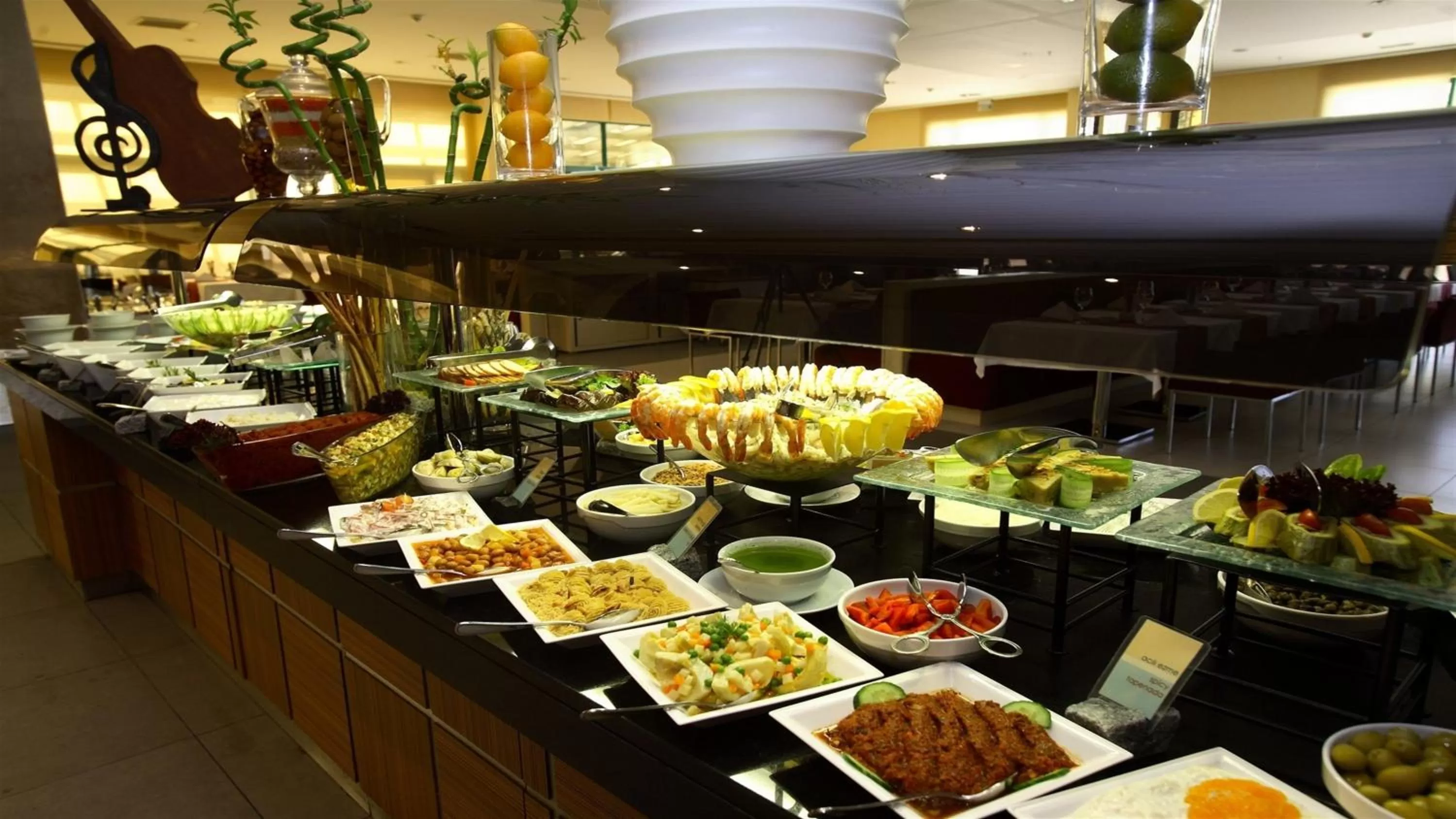 Restaurant/places to eat, Food in Nova Plaza Prime Hotel