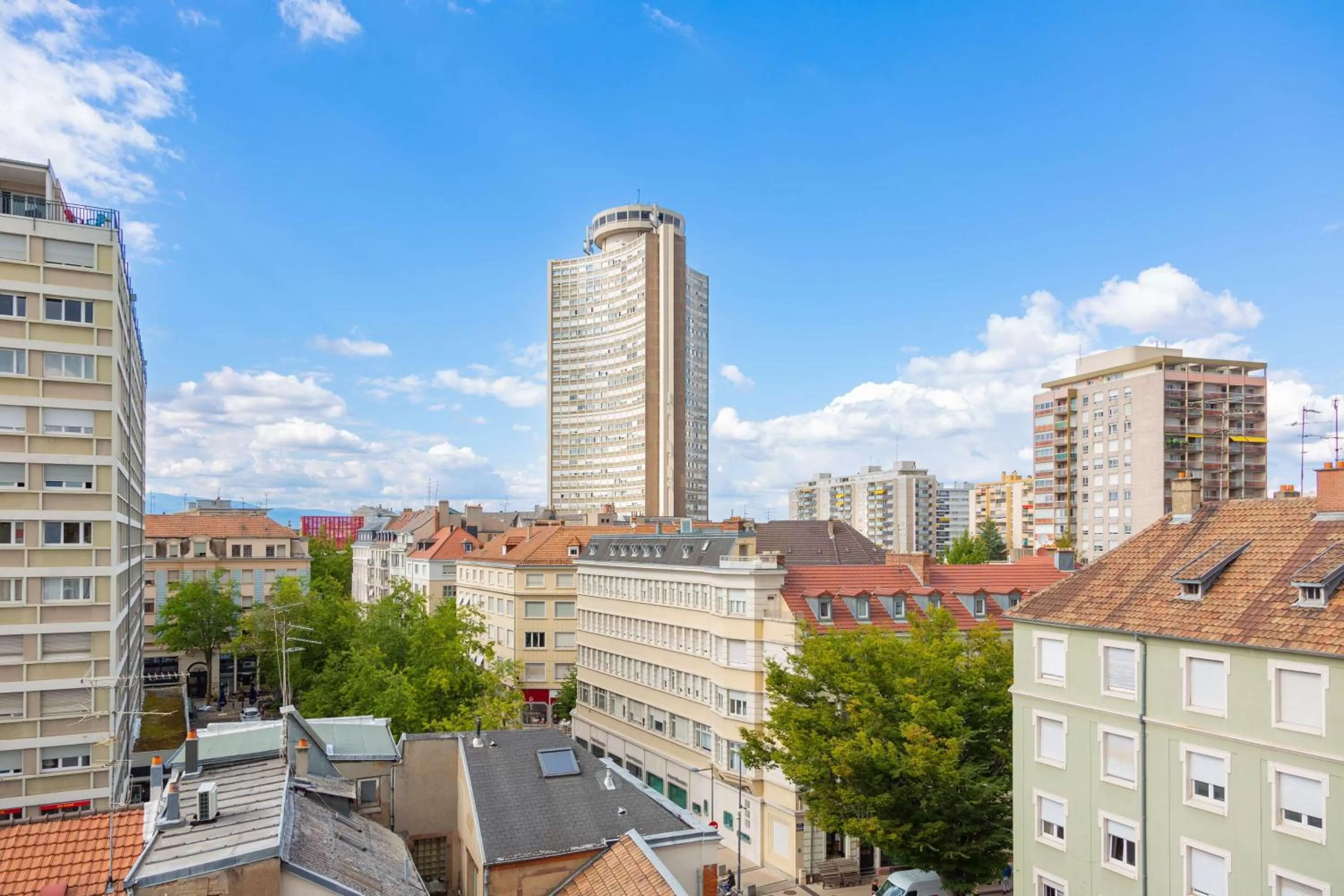 Property building in Best Western Mulhouse Salvator Centre