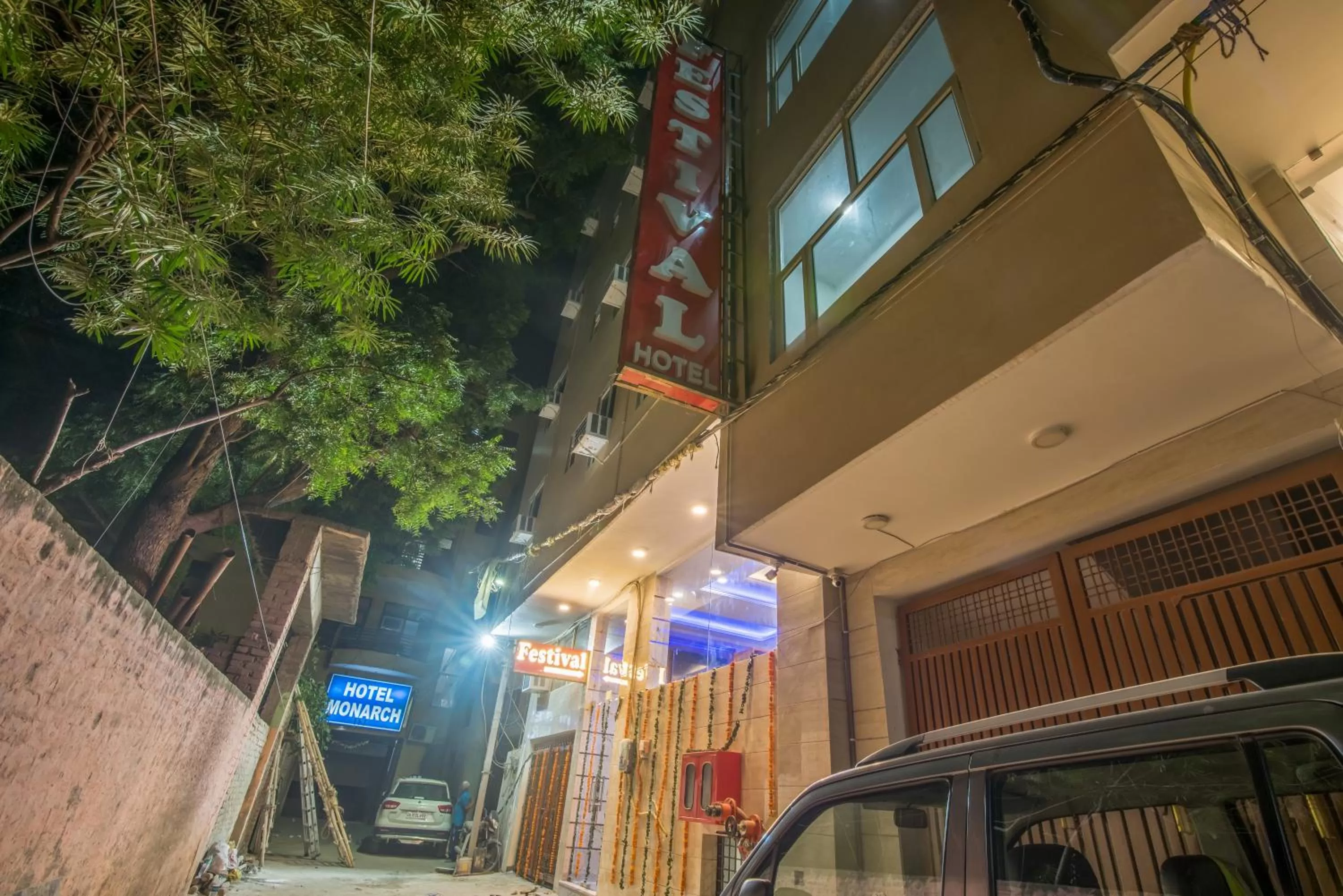 Property building in Hotel Festival Mahipalpur At Delhi Airport