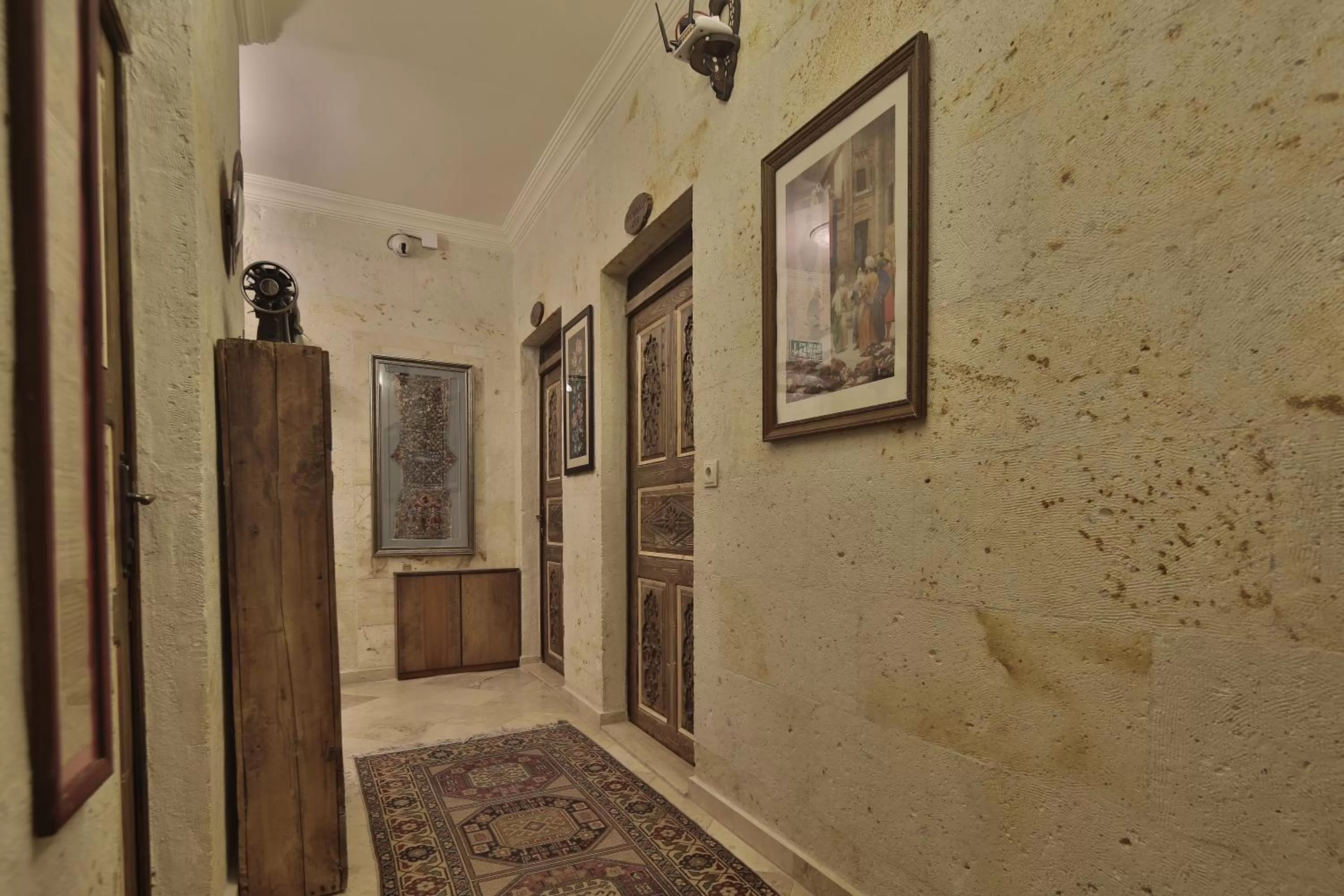 Decorative detail in Vista Cave Hotel