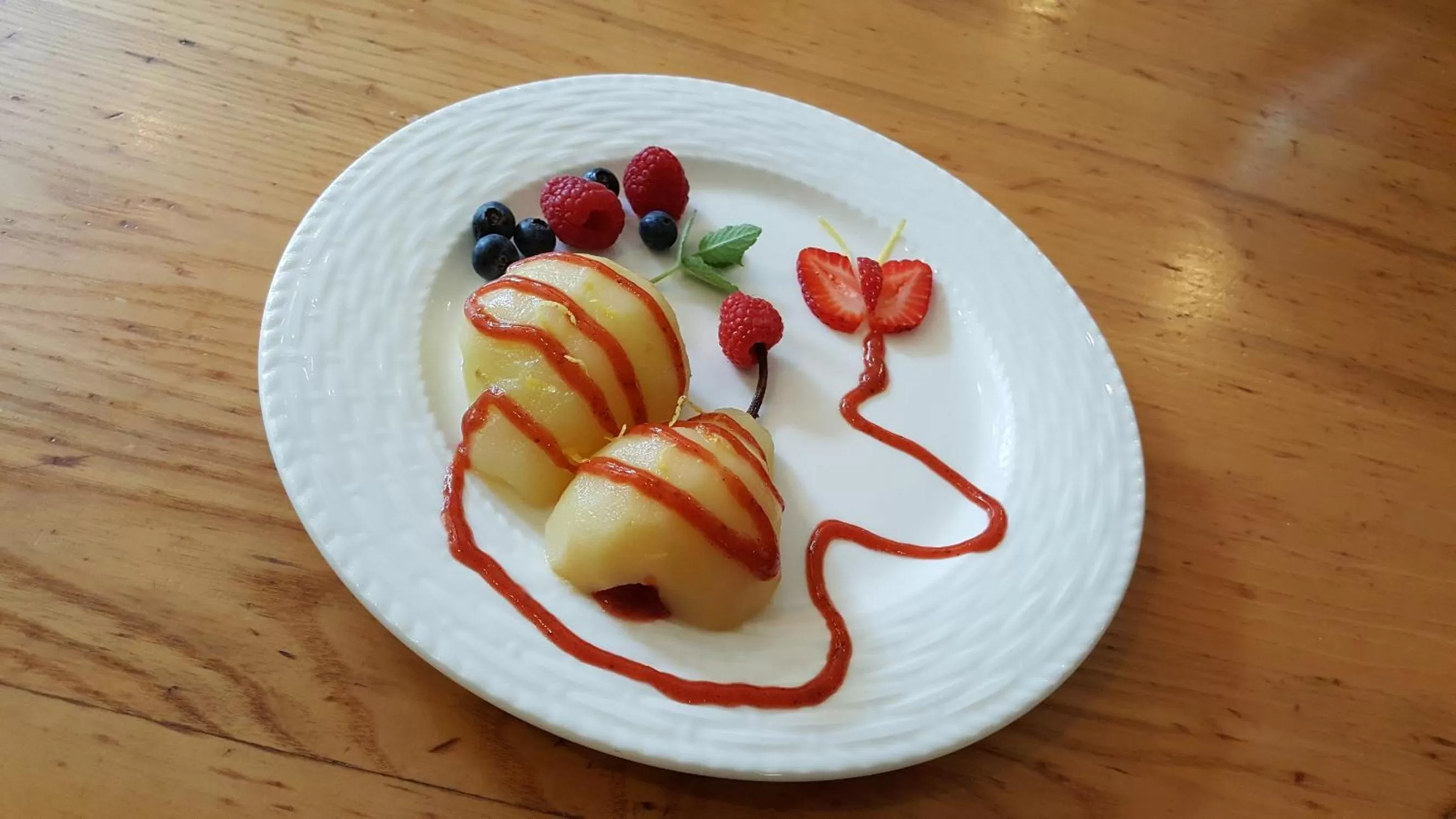 American breakfast in Blackberry Inn