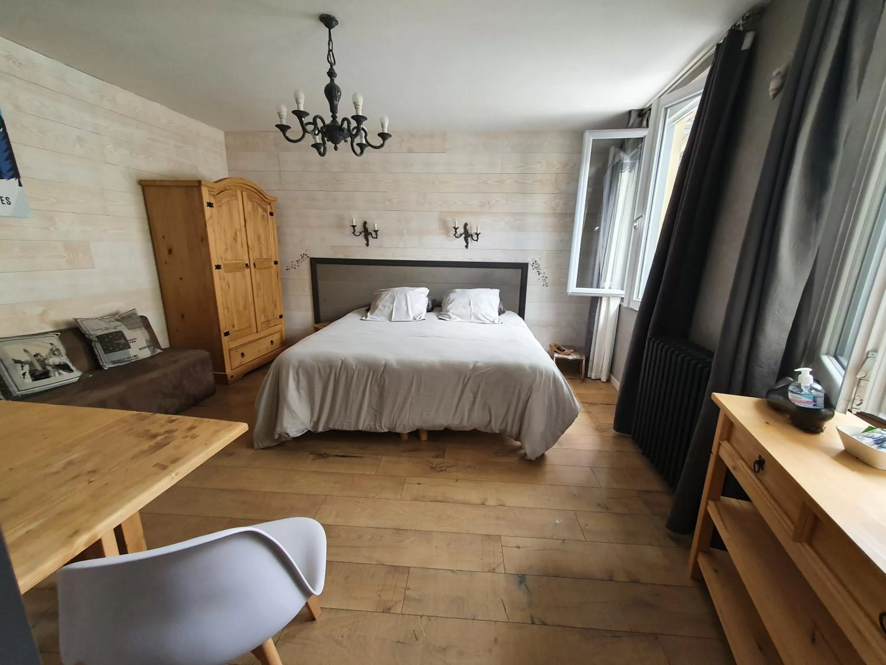 Bed in Le Patio de Luchon