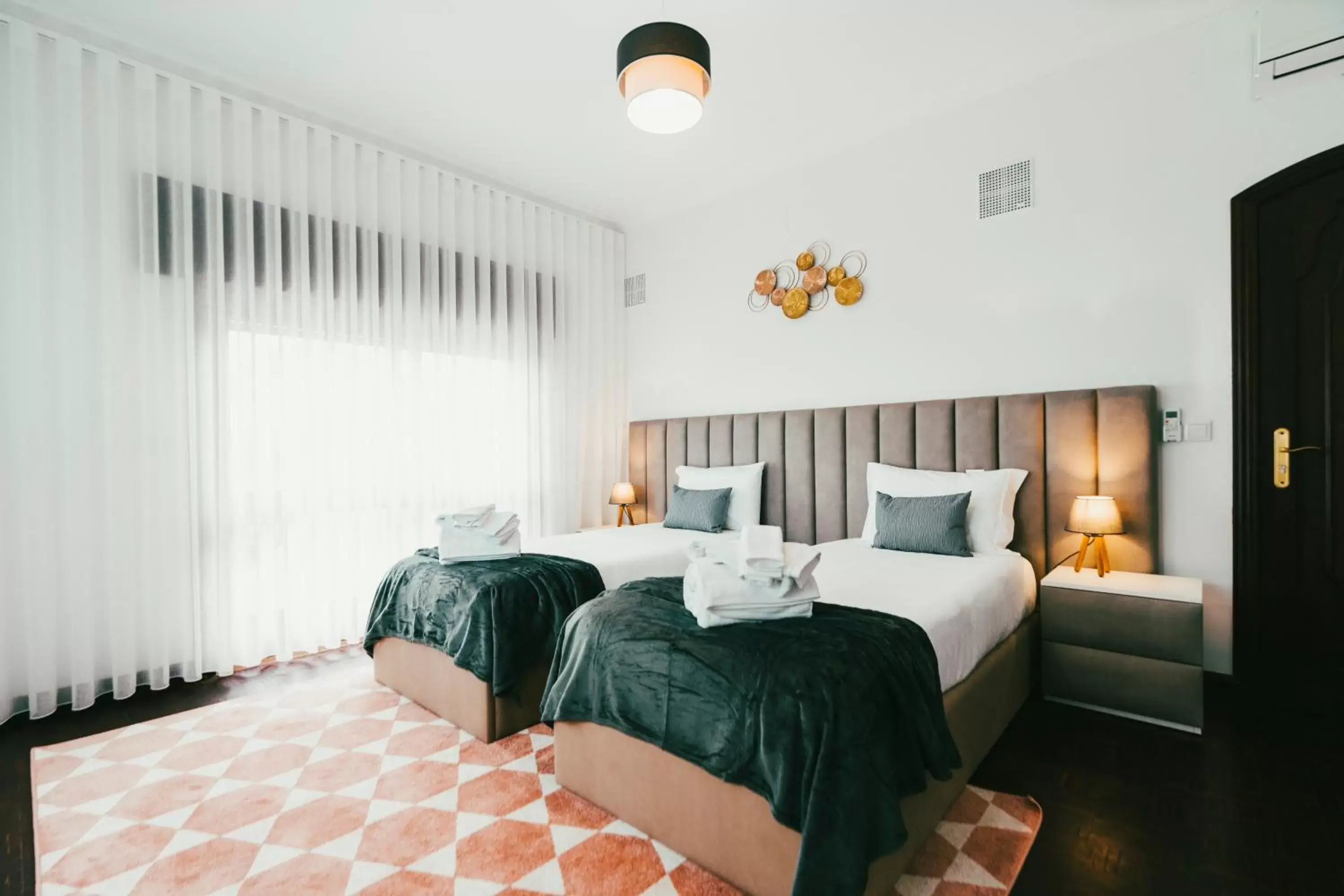 Twin Room with View in Quinta da Costinha Twin Room with View in Quinta da Costinha