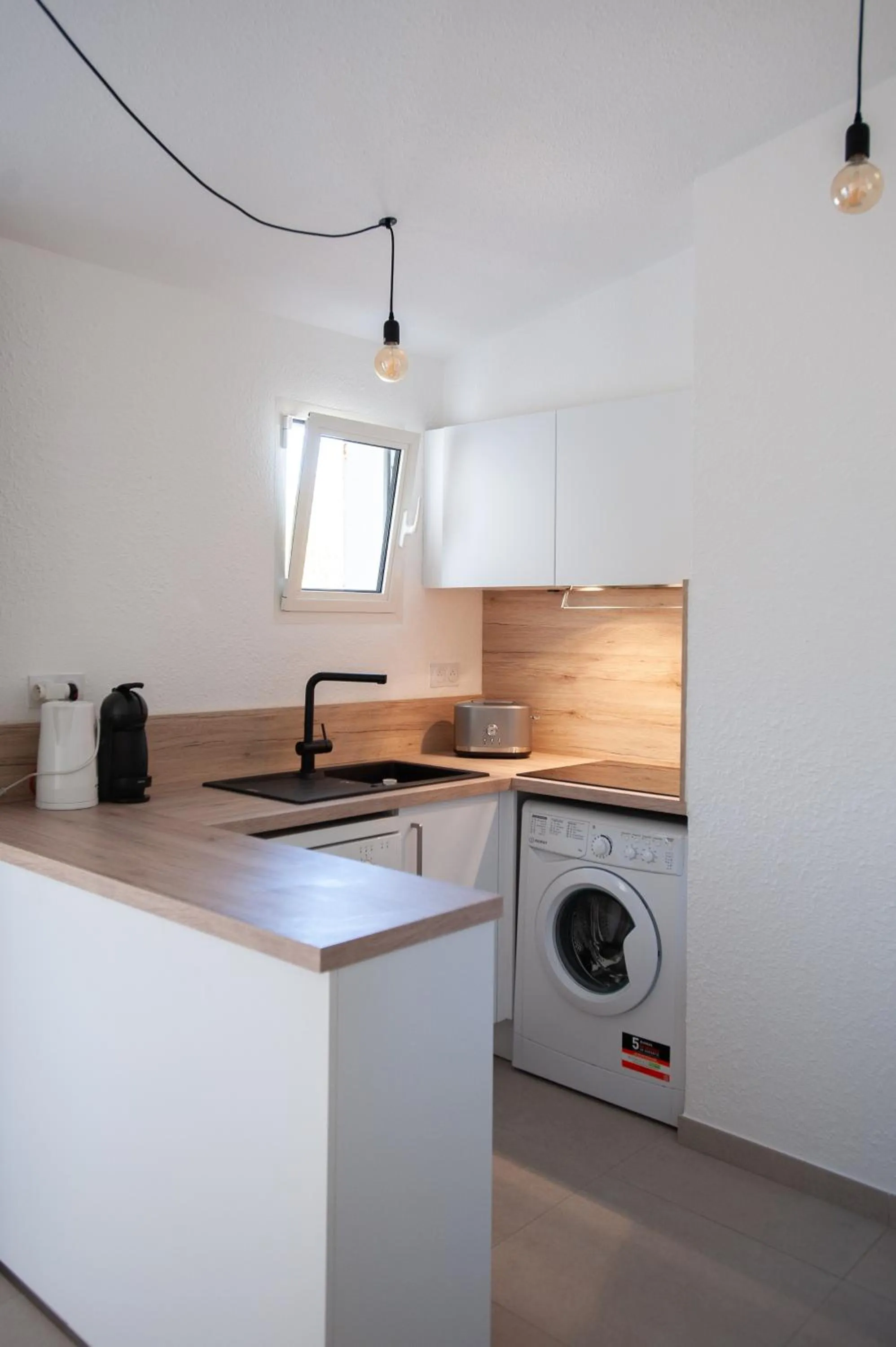 Kitchen or kitchenette in Résidence Marina Di Santa Giulia