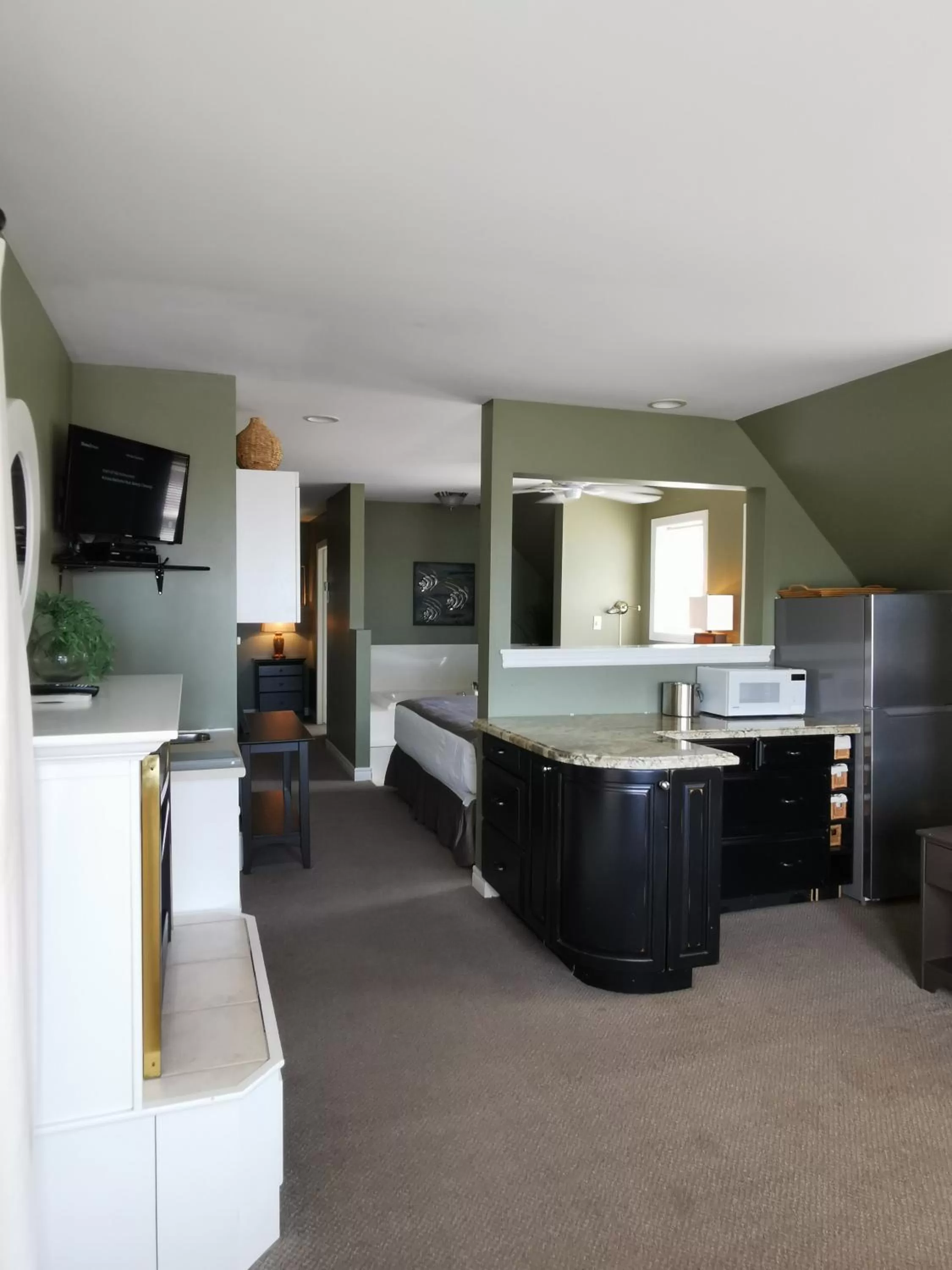 Inn on the Harbour and Telegraph House