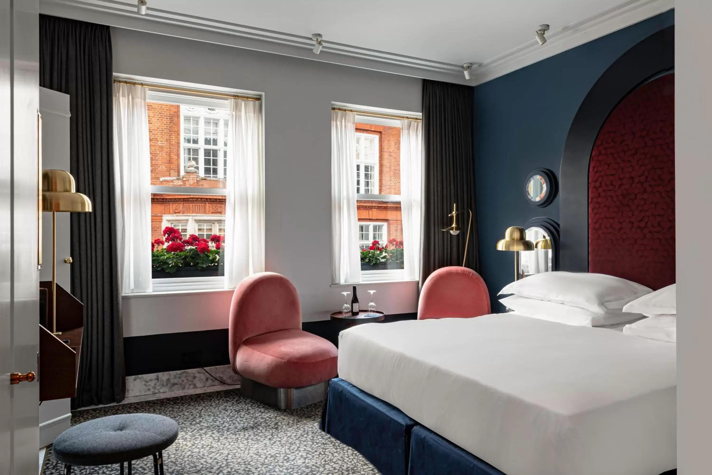 Superior Double or Twin Room in The Henrietta Hotel Superior Double or Twin Room in The Henrietta Hotel