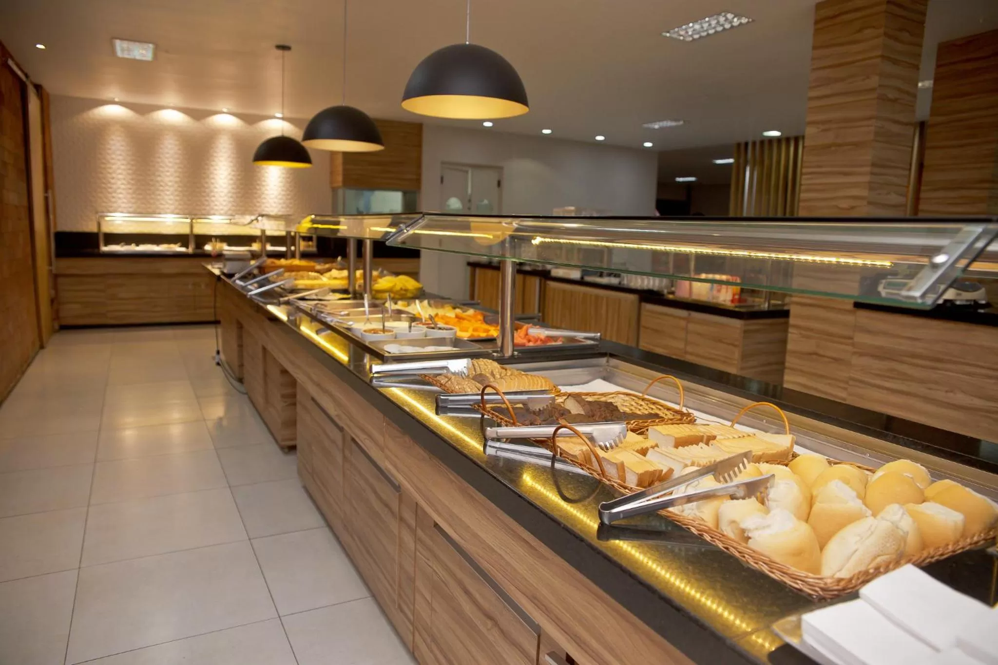 Buffet breakfast in Vallér Montanha Hotel