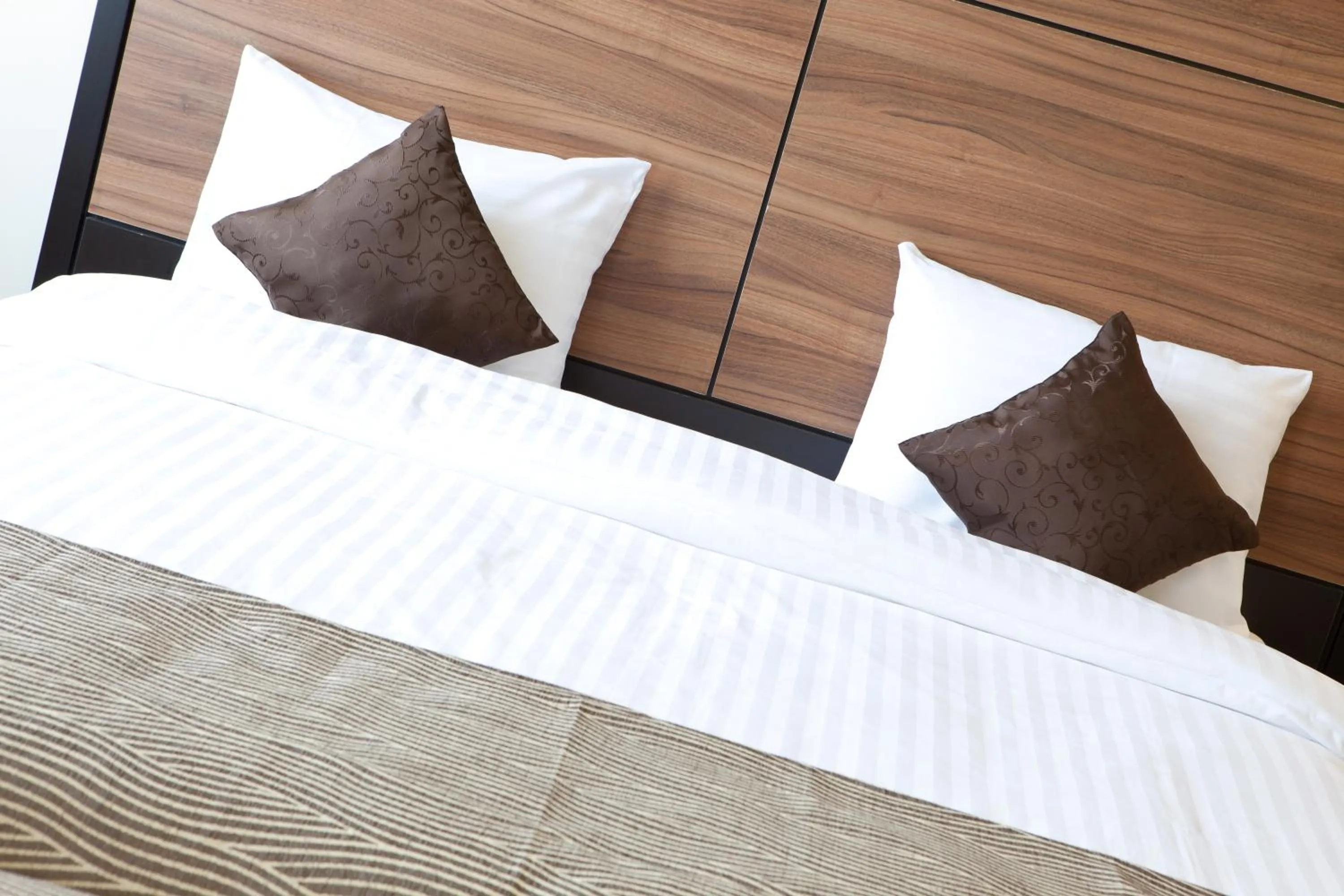 Bed in Europa Royale Bucharest