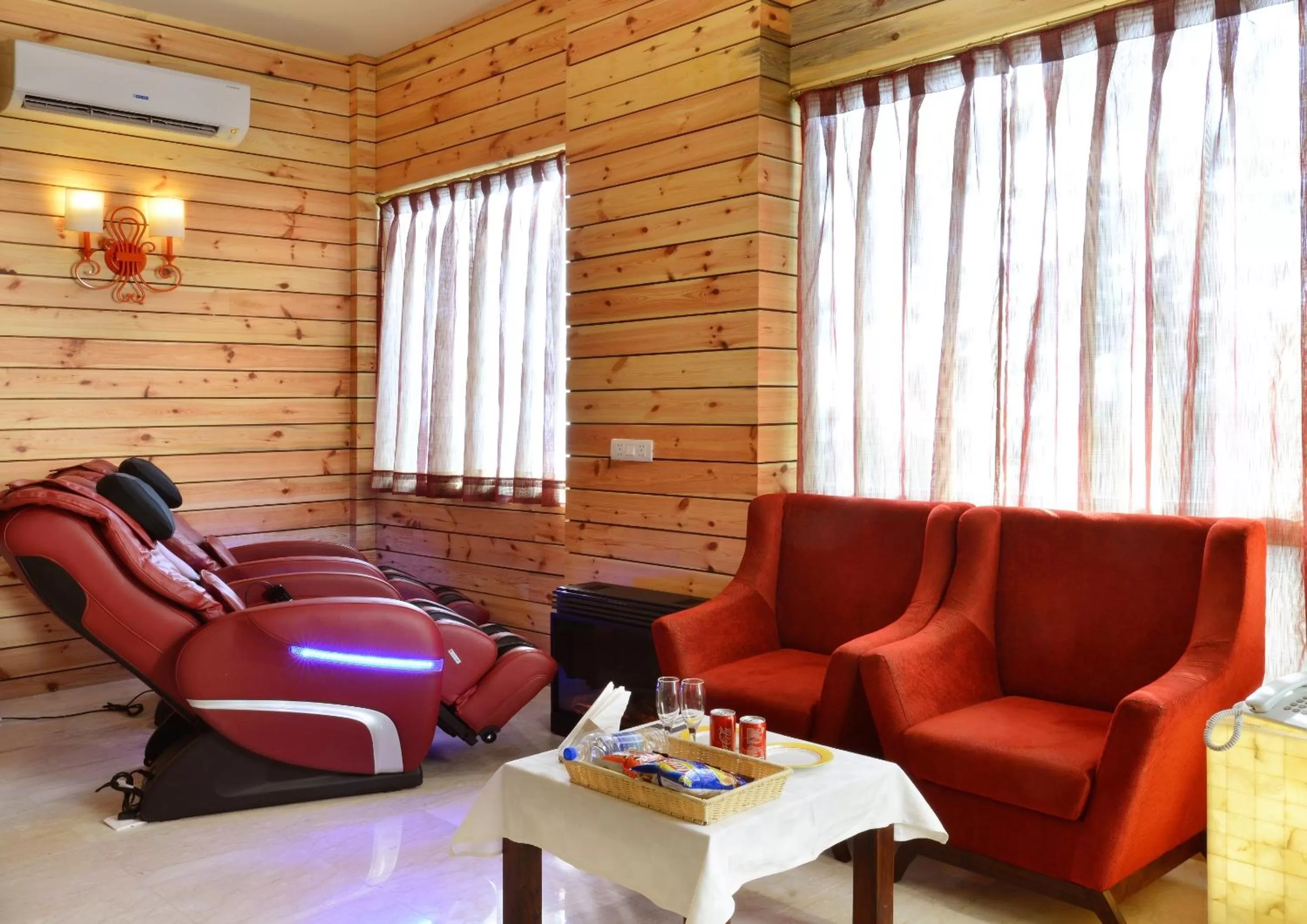 Massage in Honeymoon Inn Shimla