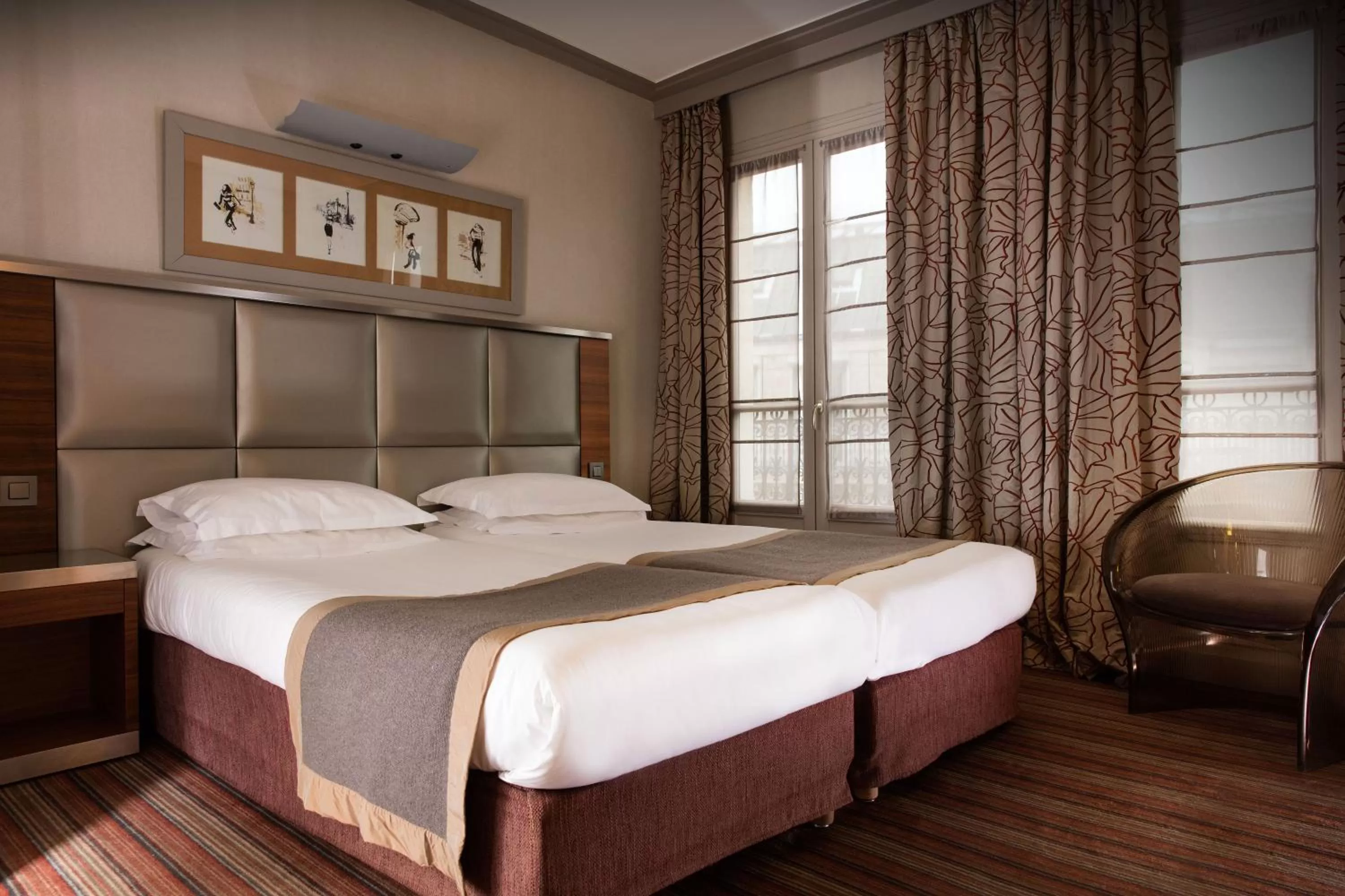 Bedroom, Bed in Hotel Berne Opera