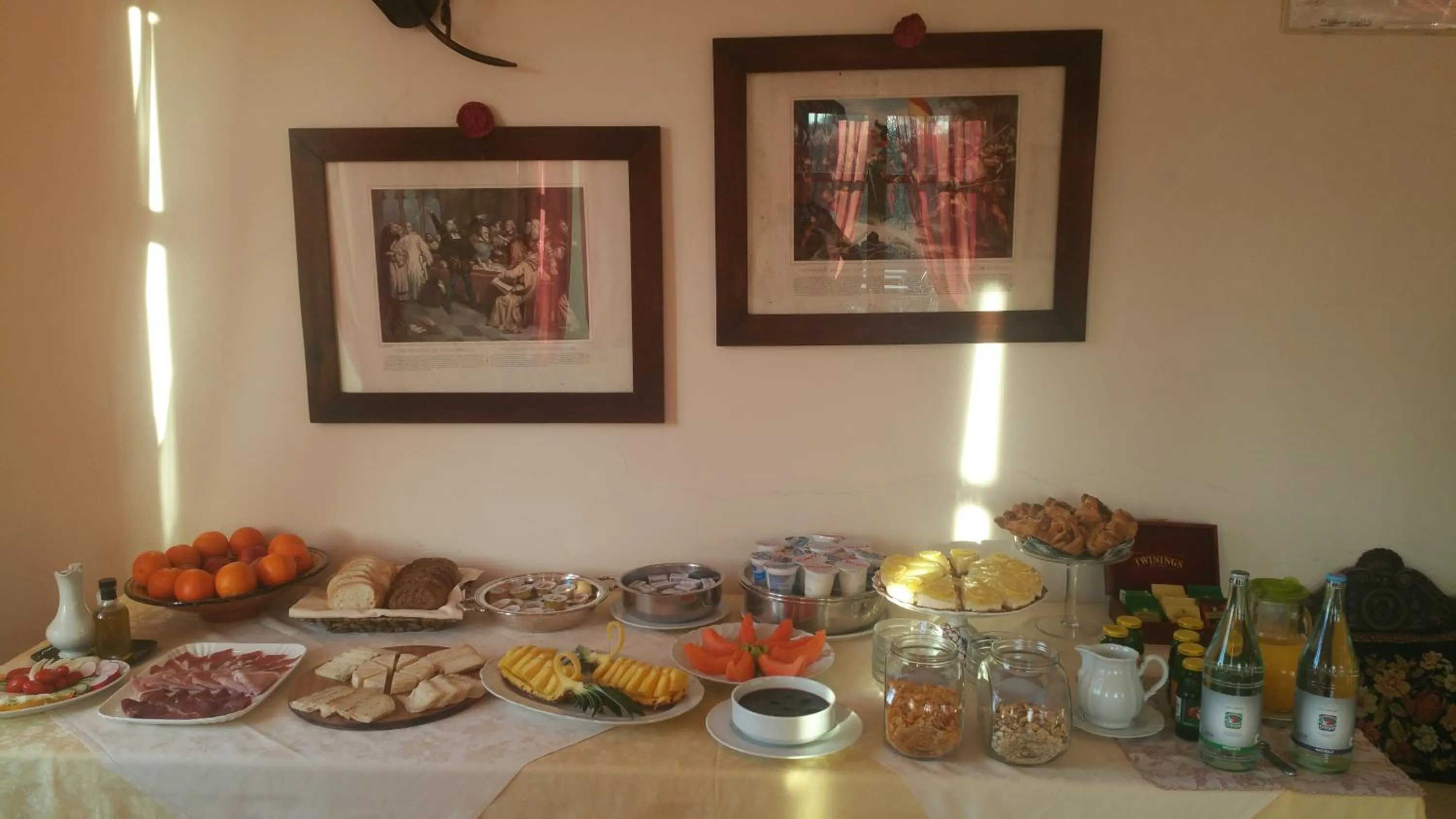 Buffet breakfast in Hotel Villa Lauri