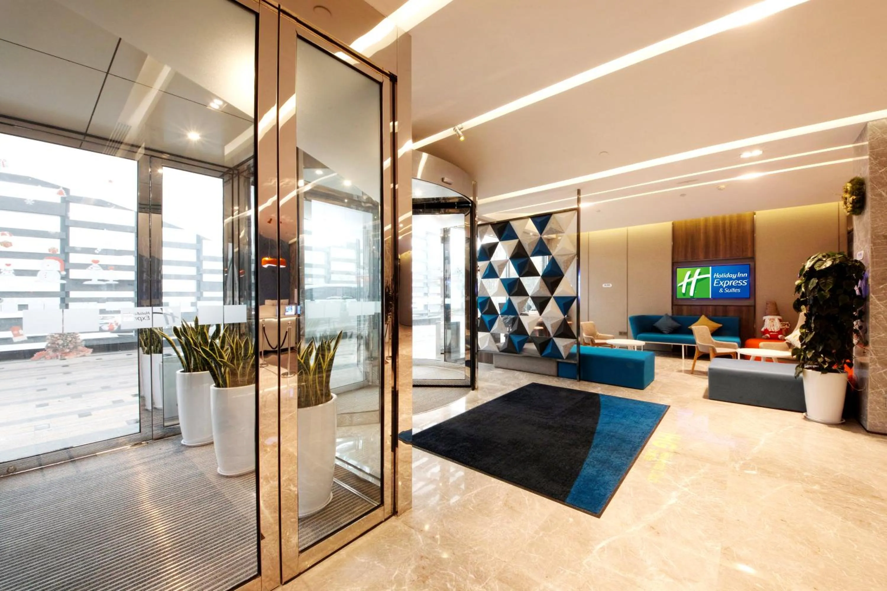 Property building in Holiday Inn Express Hefei Shushan by IHG