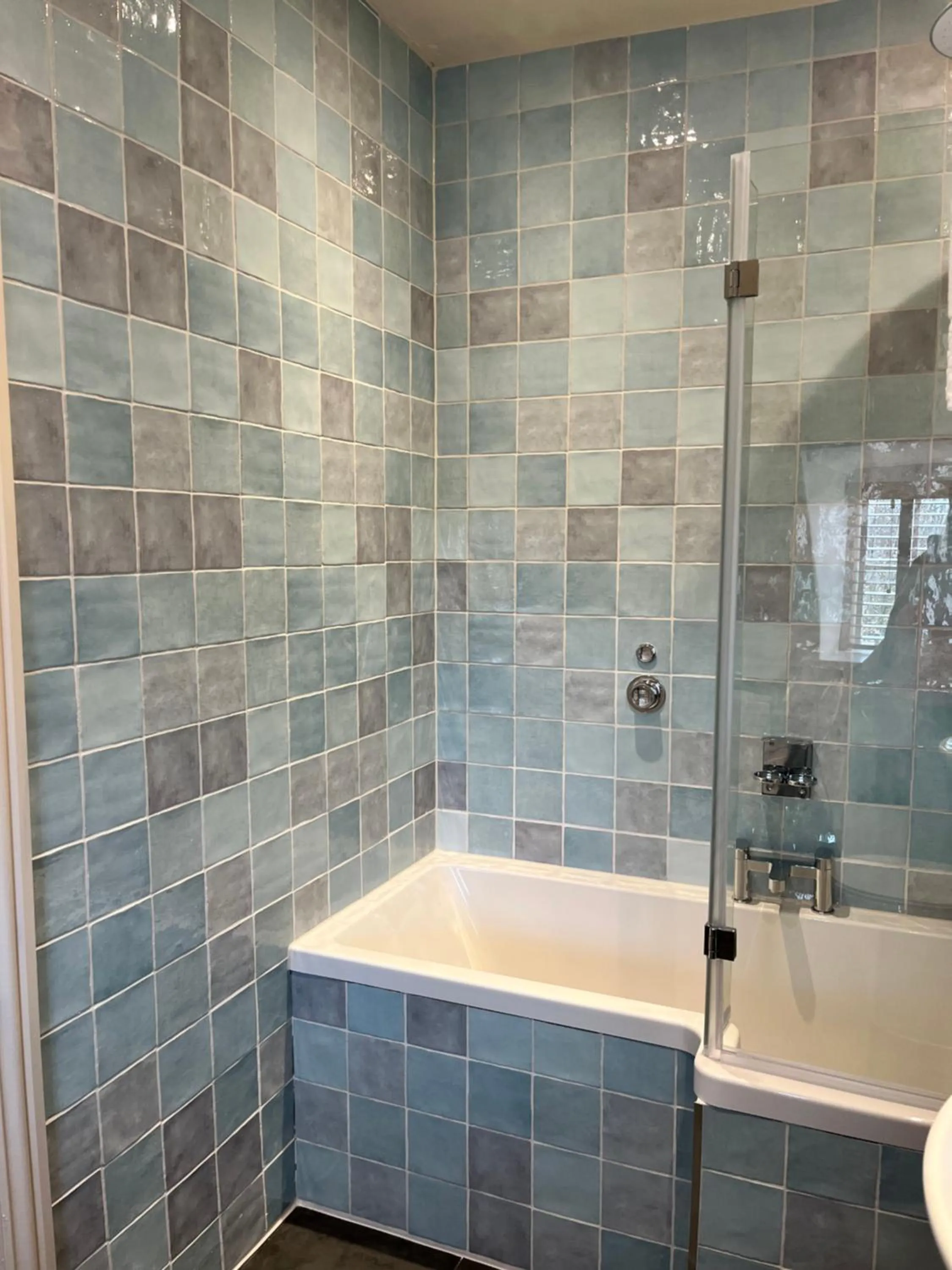 Bathroom in The Haycock Manor Hotel