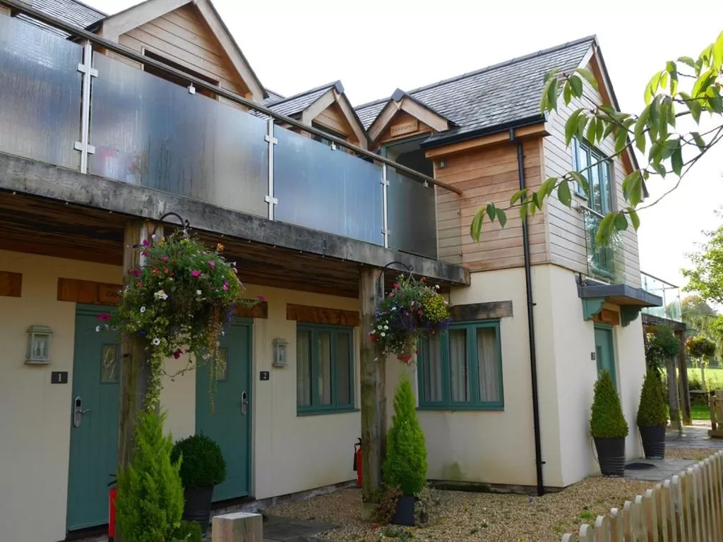 Property building in The Sun Inn