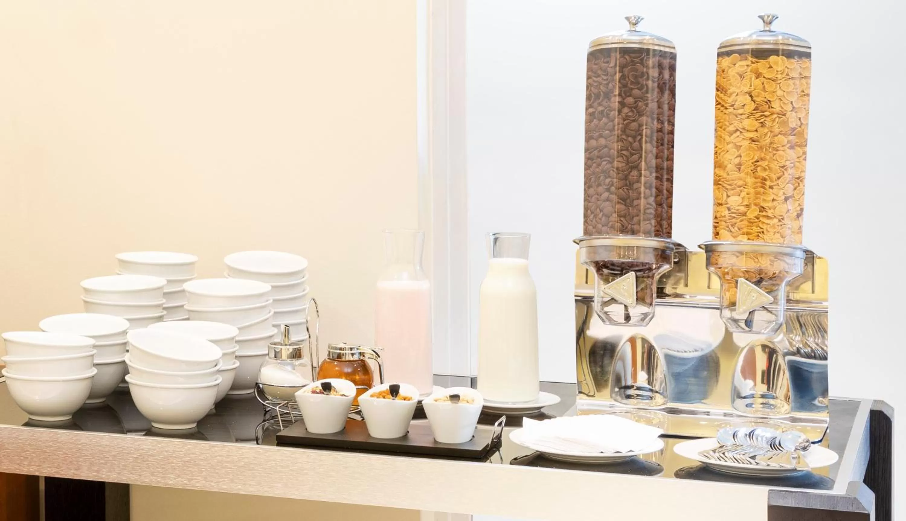 Coffee/tea facilities in Nobile Hotel Estación Central