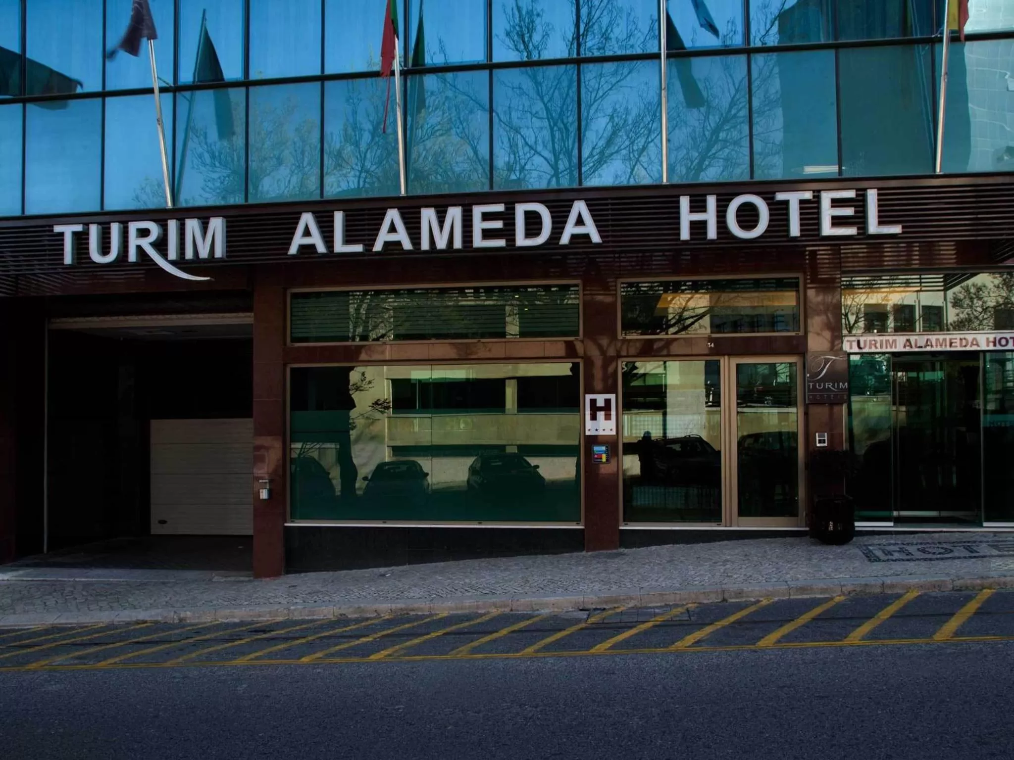 Property building in TURIM Alameda Hotel