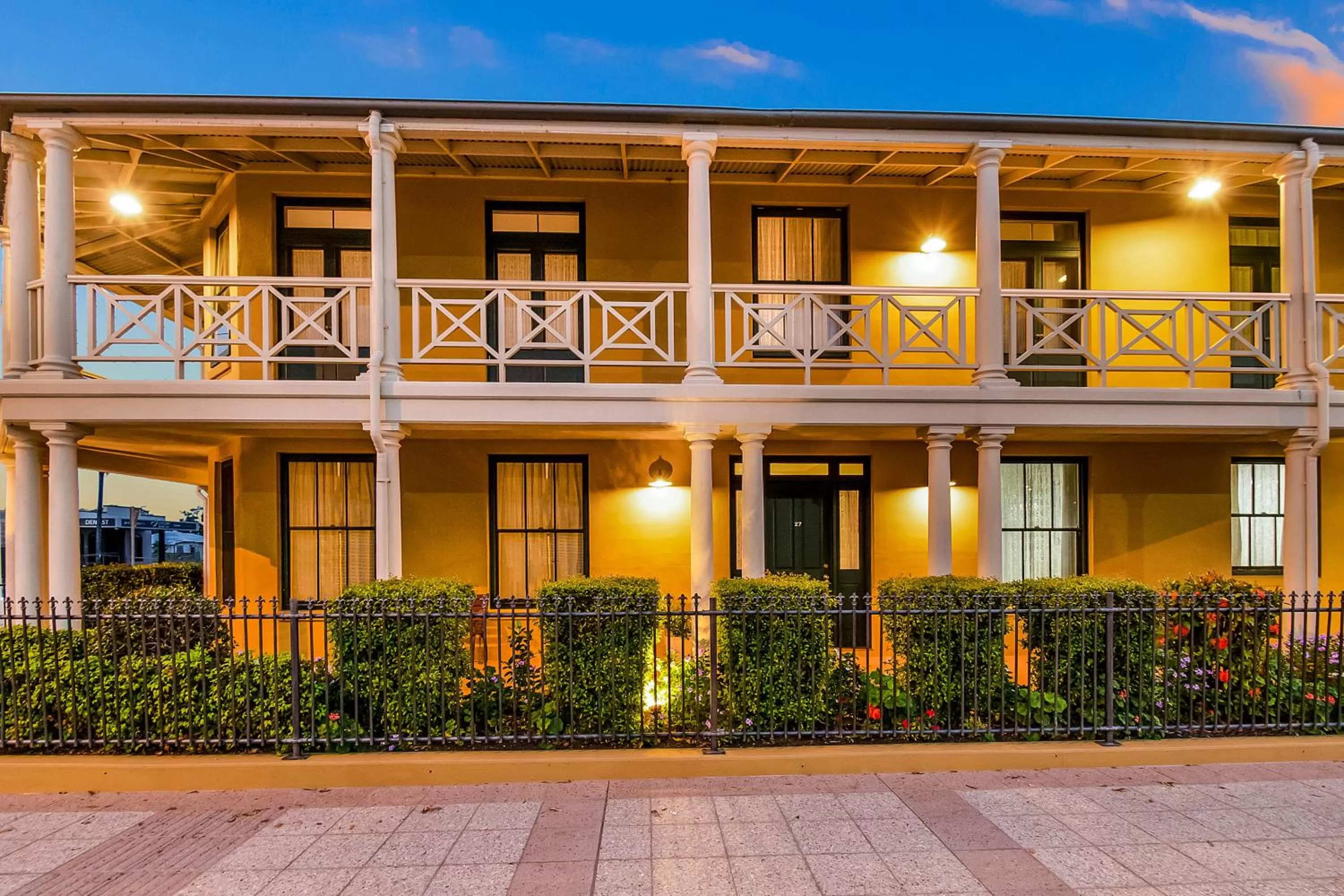 Property building in Ballina Heritage Inn