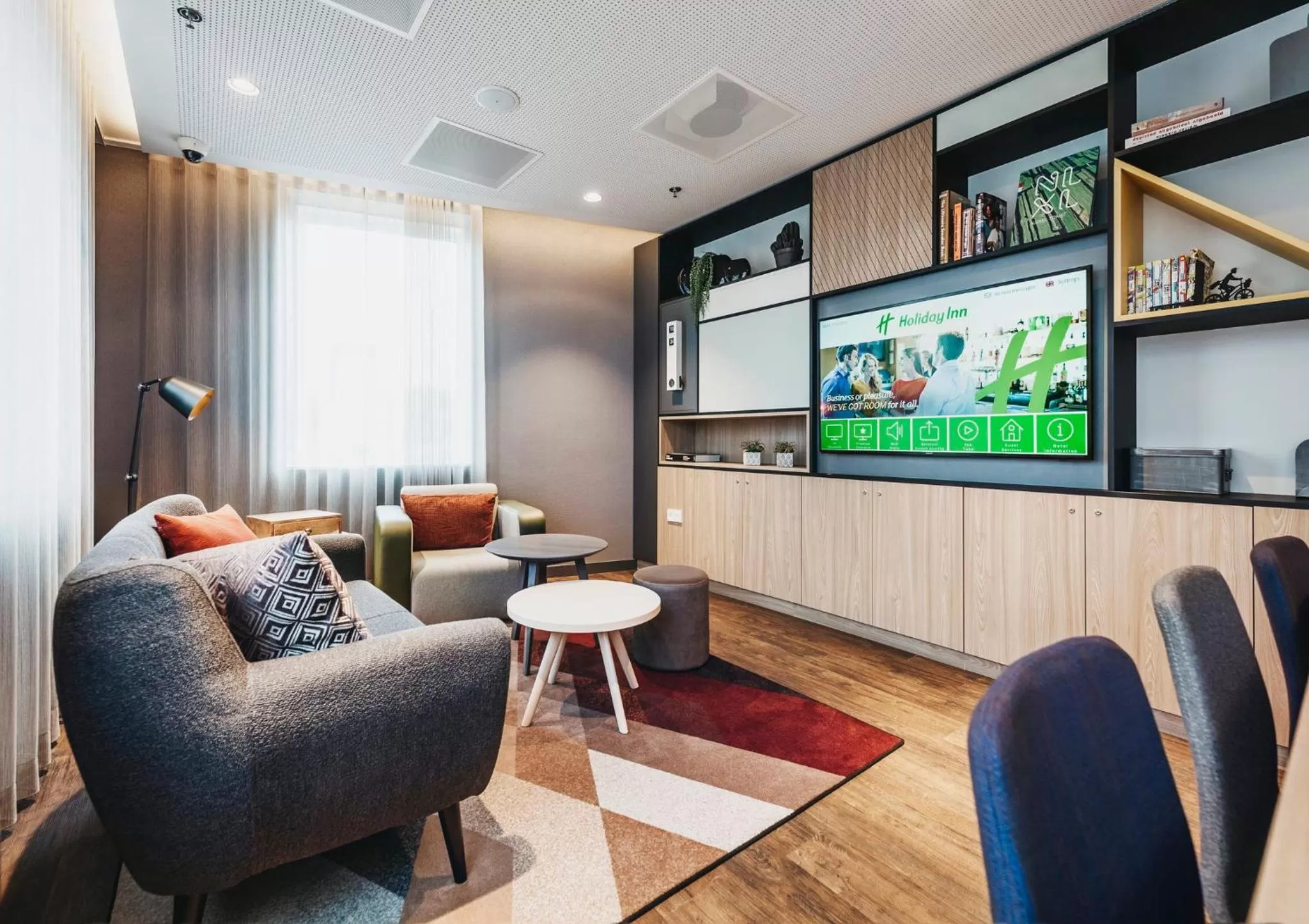 Lobby or reception in Holiday Inn - Eindhoven Airport by IHG