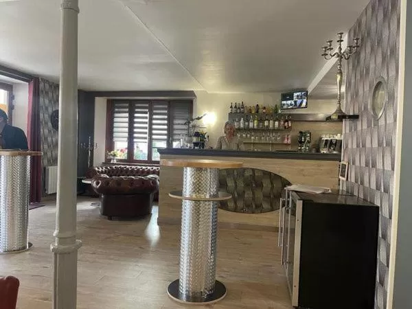 Lounge or bar in HOTEL DES VOYAGEURS