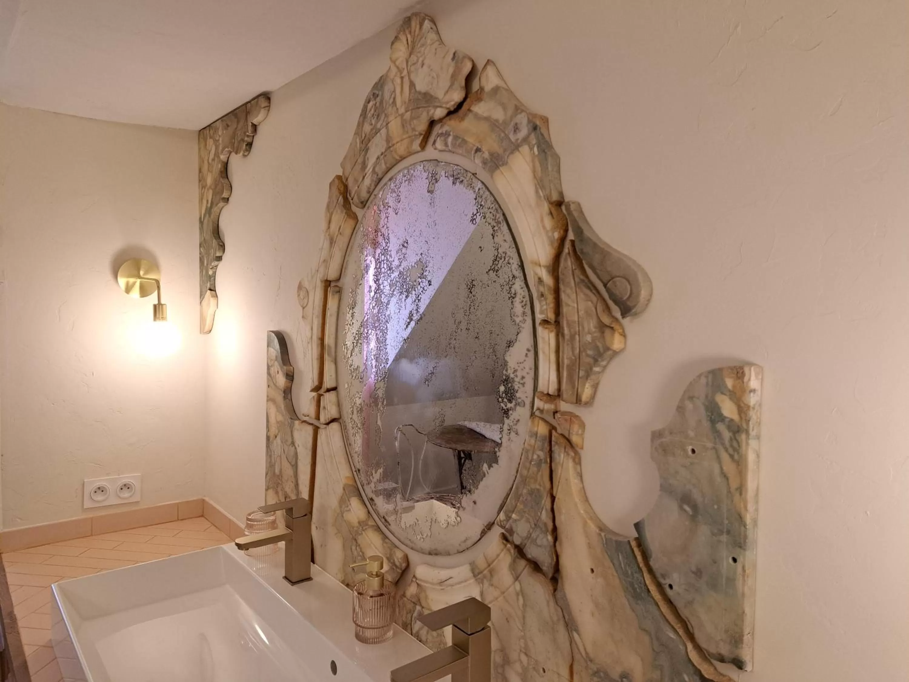 Bathroom in chambre d'hôtes Madame