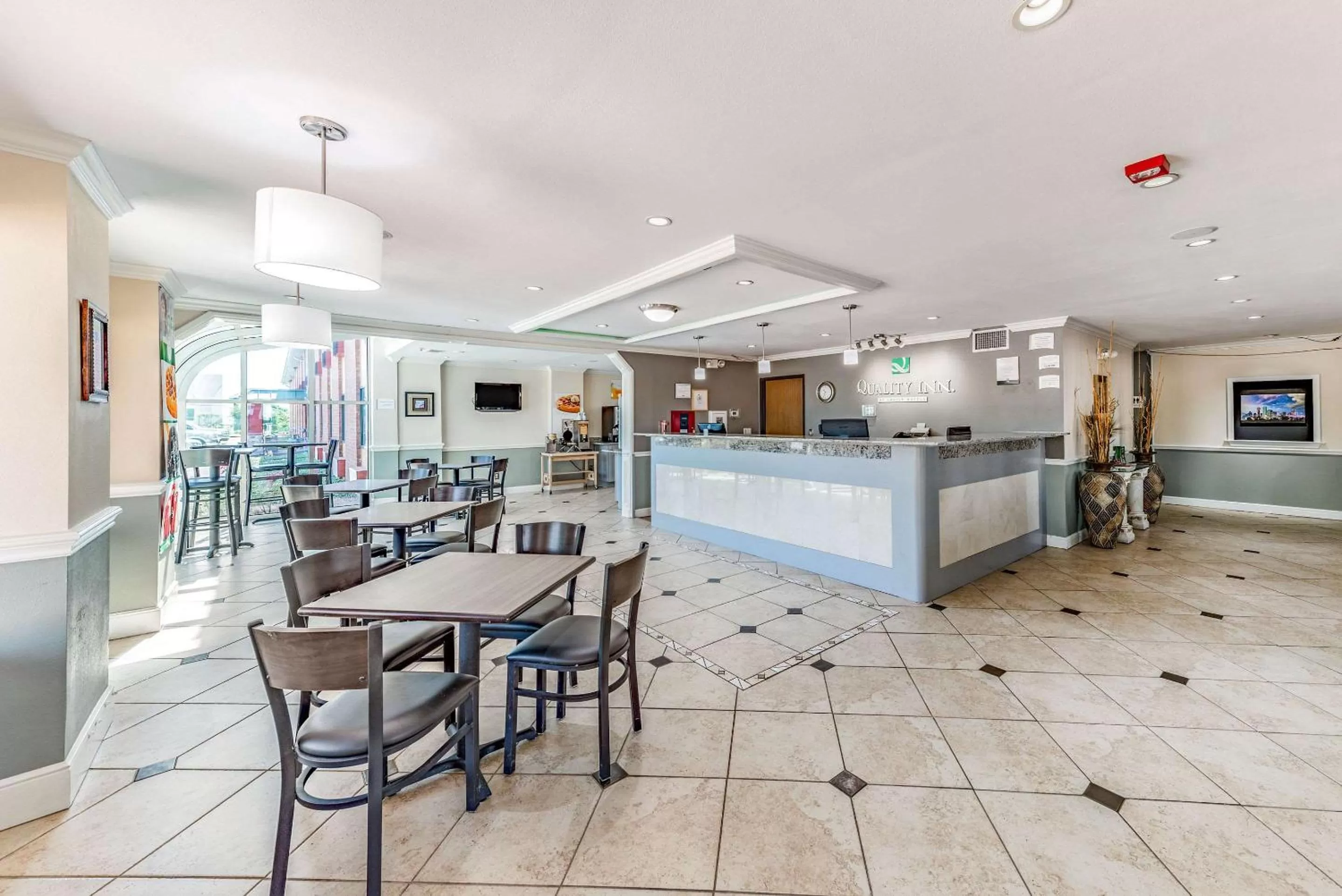 Lobby or reception in Quality Inn Allen - Plano East