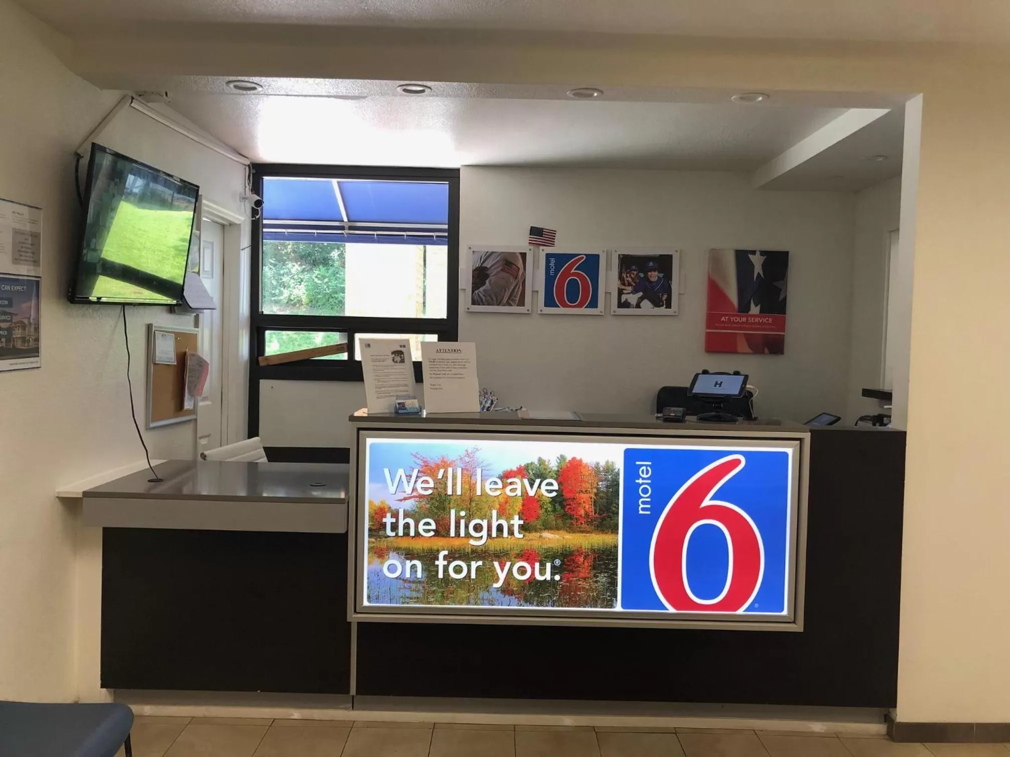Restaurant/places to eat in Motel 6-Nashville, TN - Airport