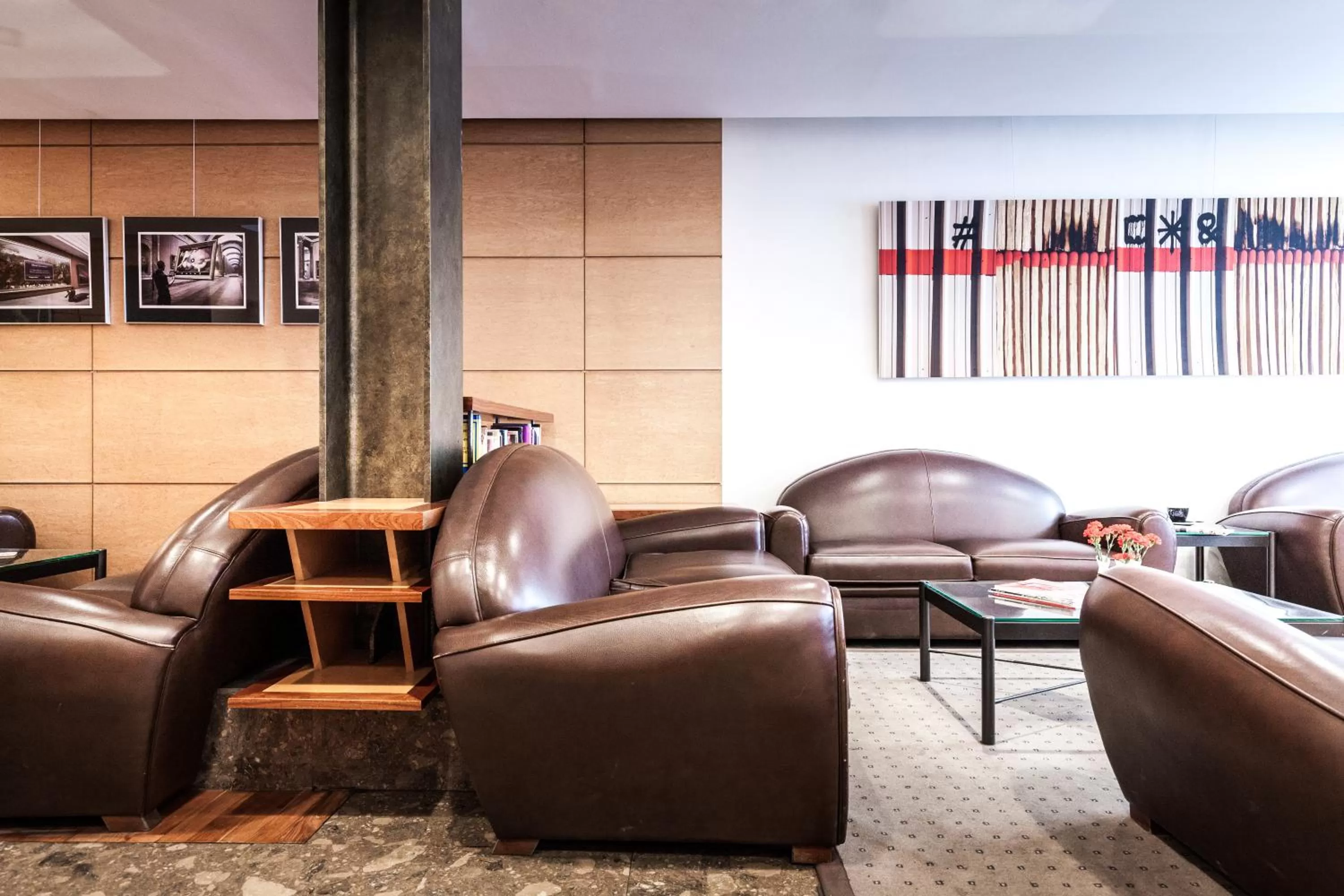 Lobby or reception in Excelsior Opera