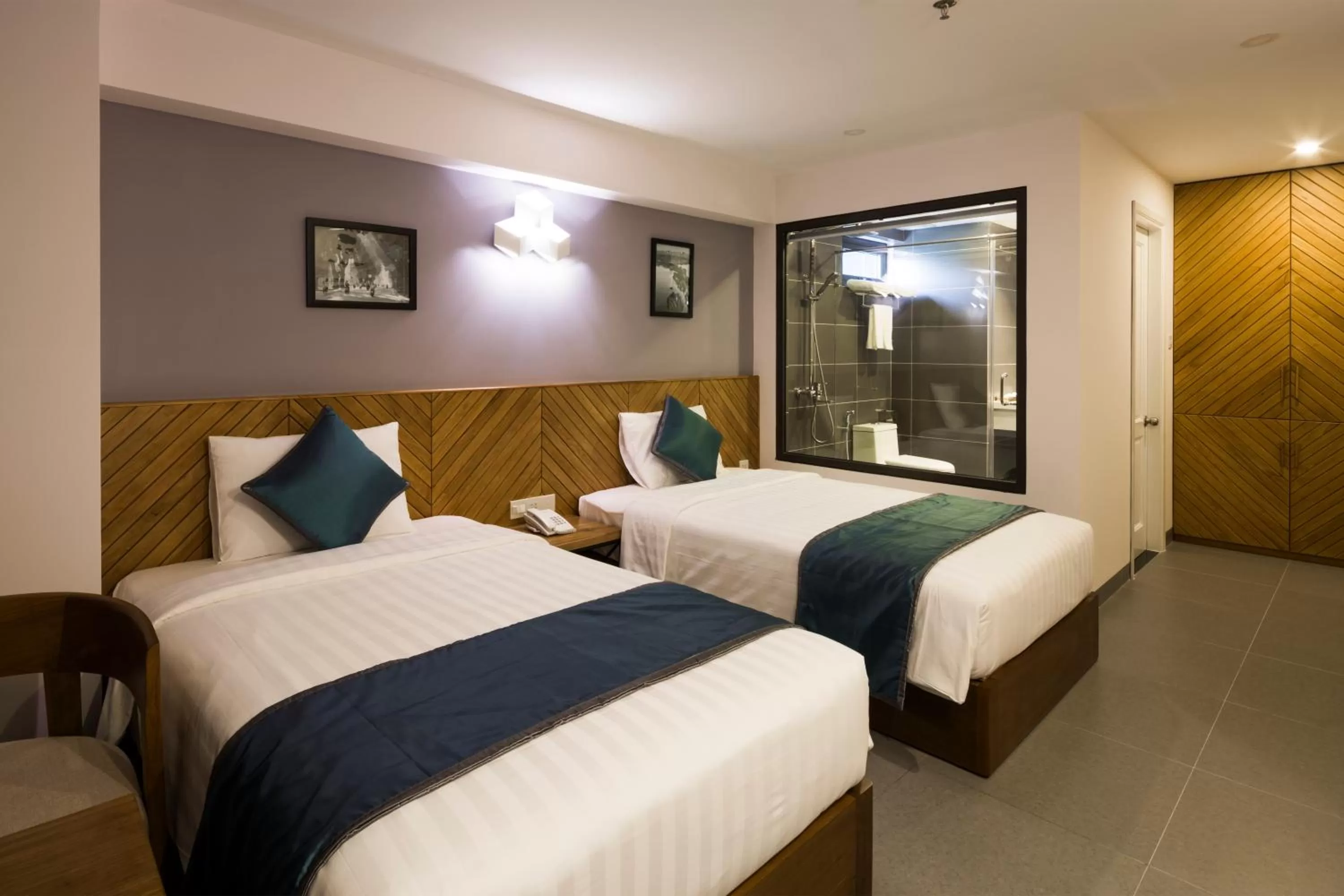 Bedroom, Bed in Venue Hotel Nha Trang Beach