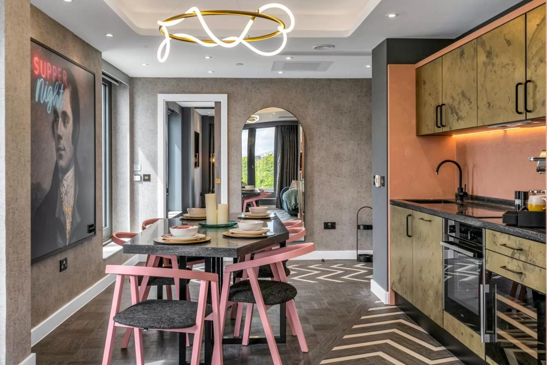 Kitchen or kitchenette in Roomzzz Edinburgh