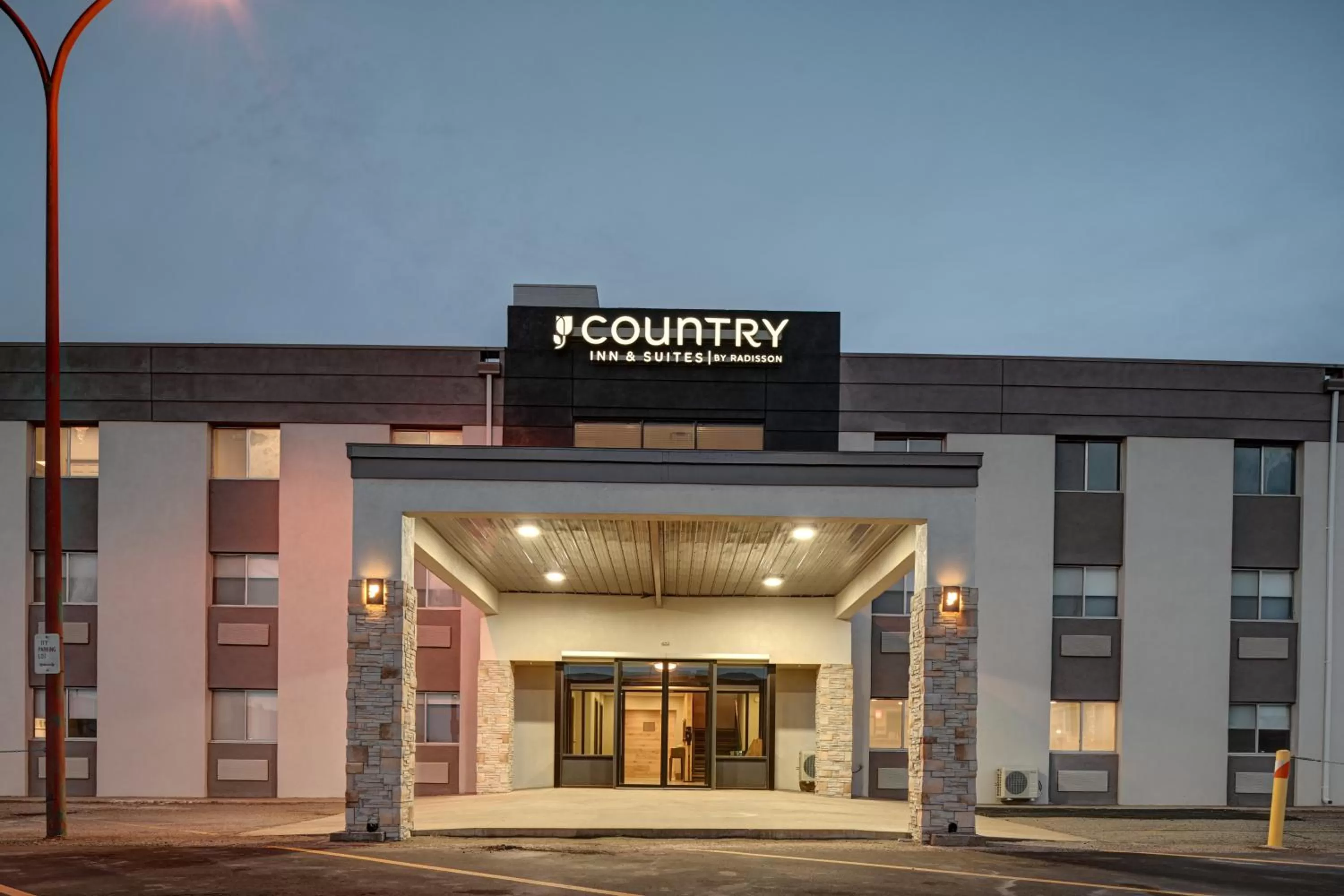 Country Inn & Suites by Radisson, Pierre, SD