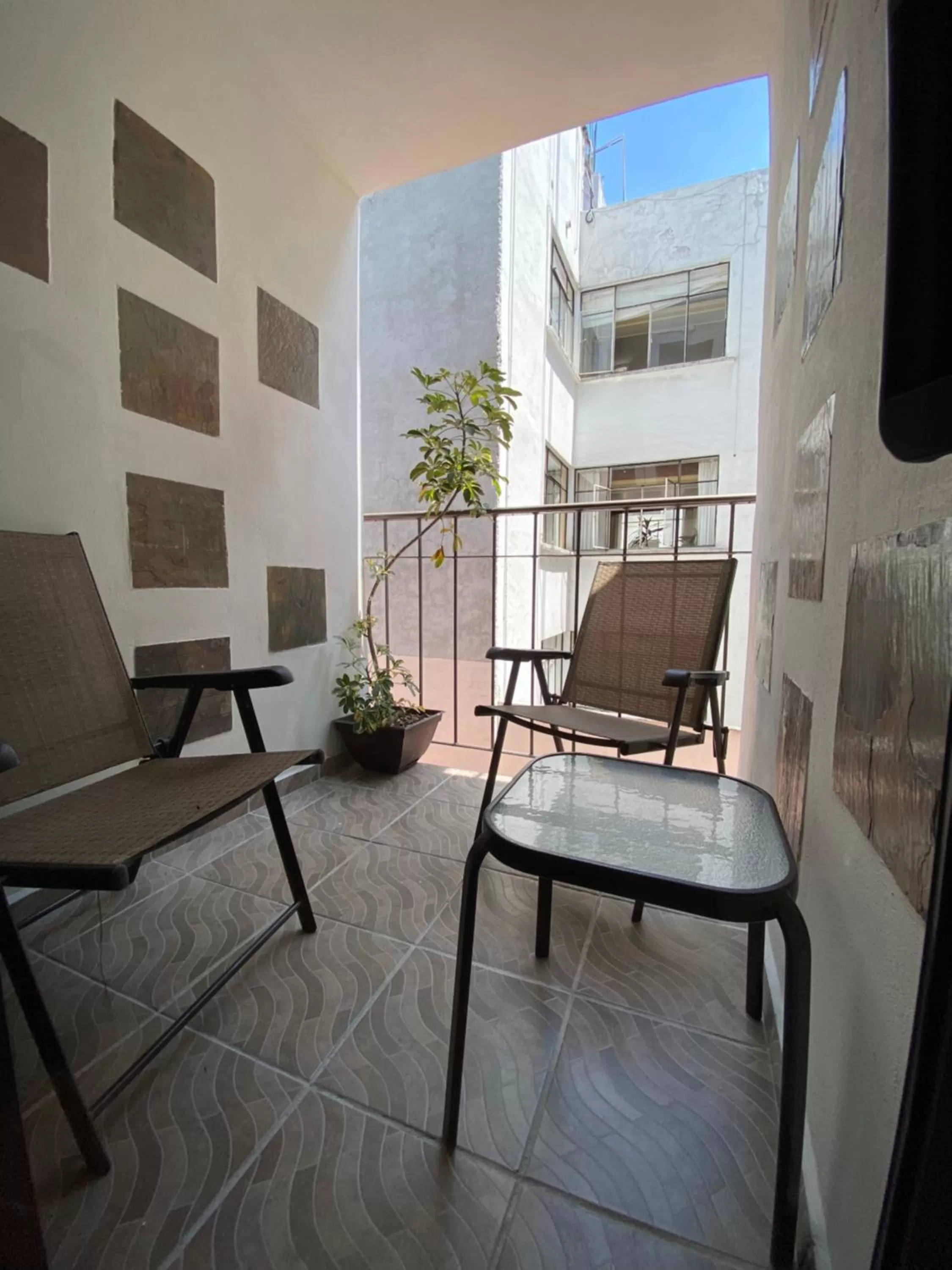 Patio in Grupo Kings Suites -Platon 436