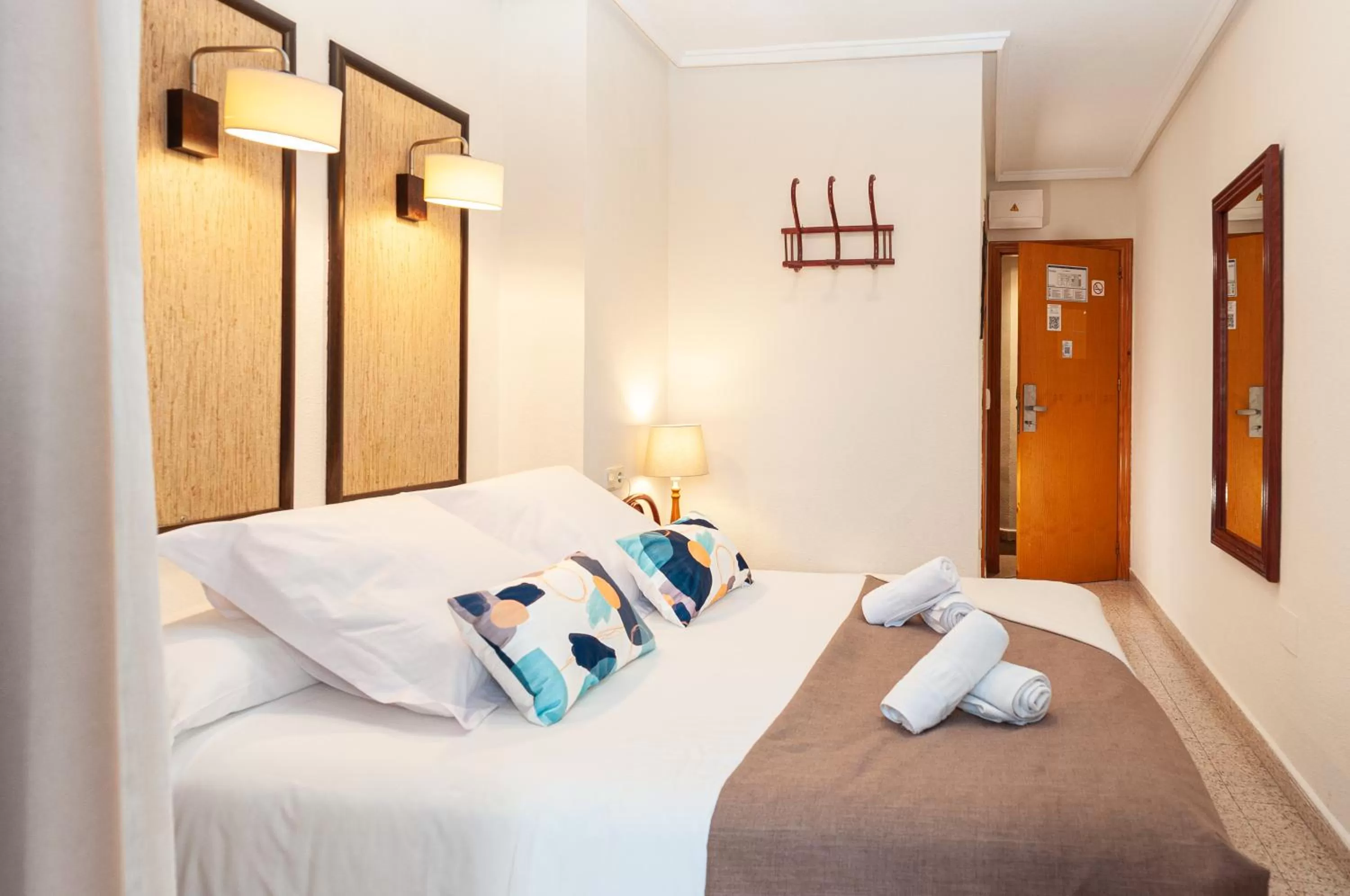 Bed in Hotel Eden Mar