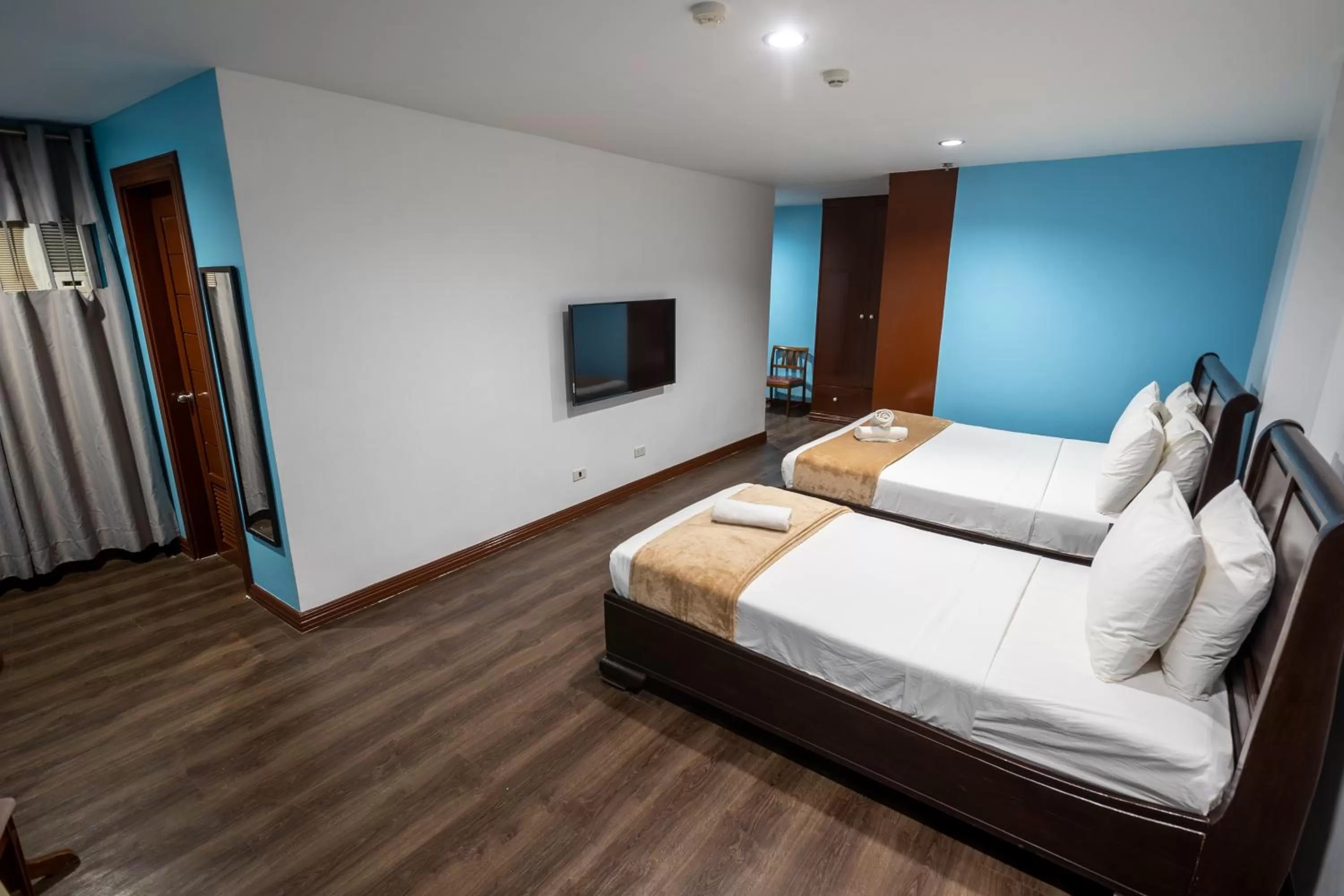 Bed in One Averee Bay Hotel