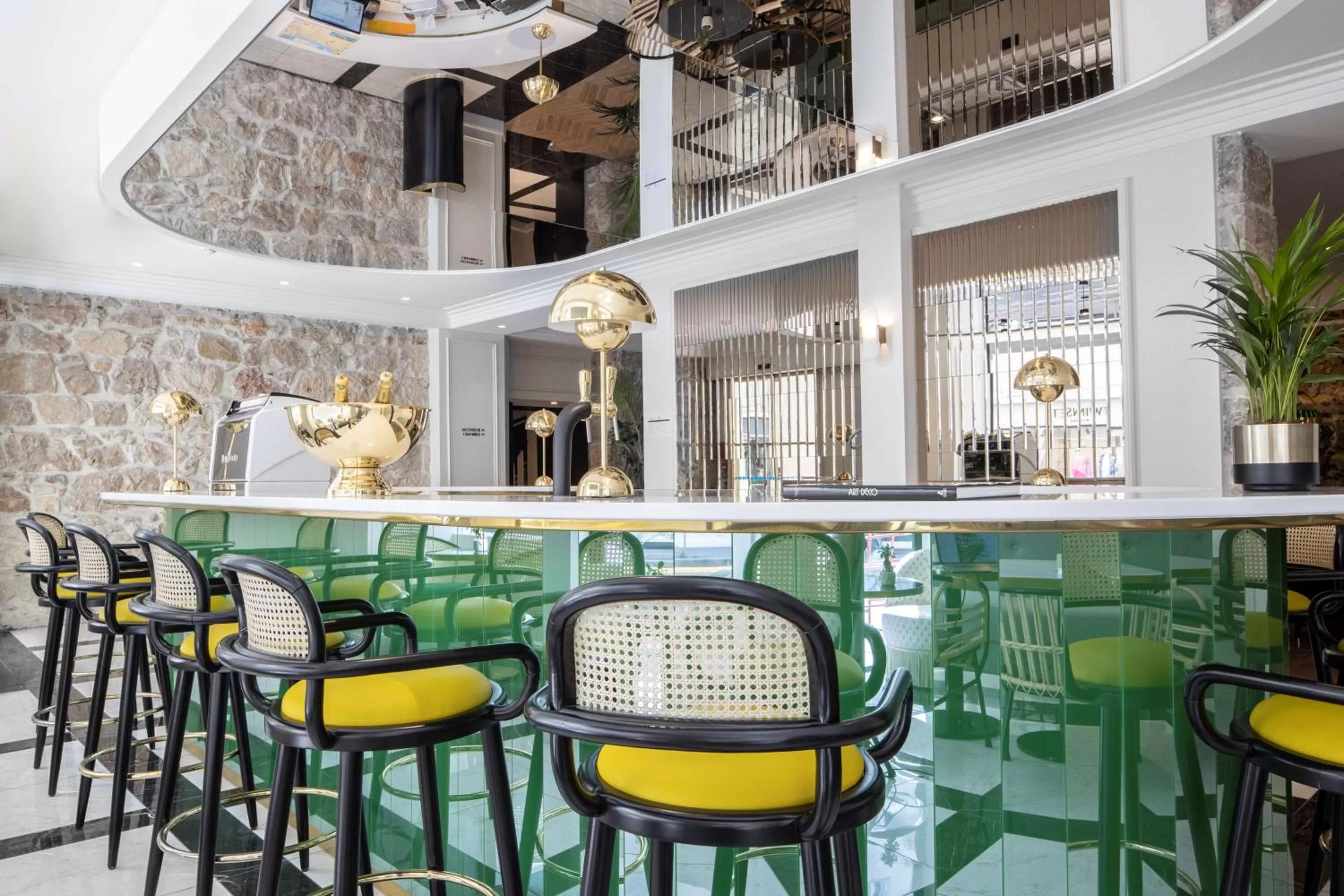 Lounge or bar in Best Western Premier Hotel Roosevelt