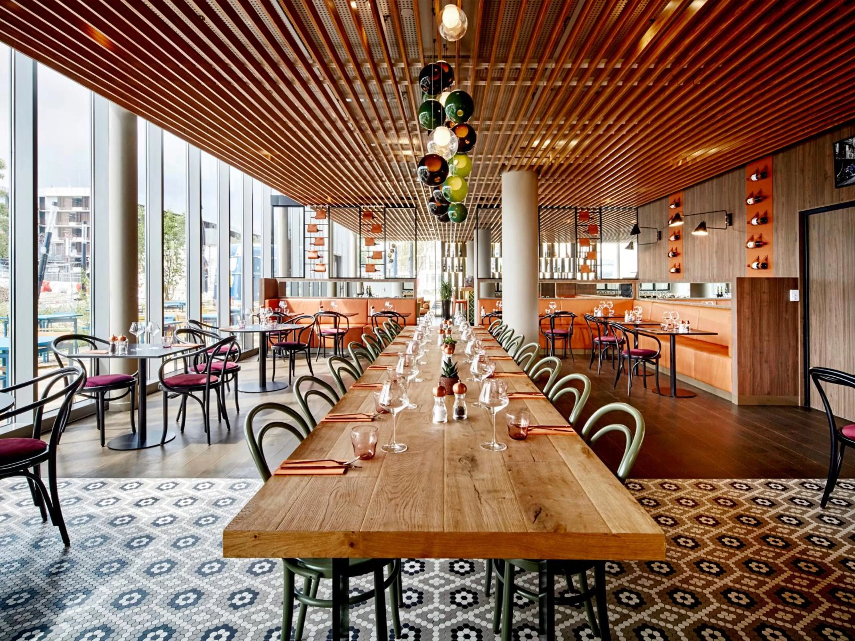 Restaurant/places to eat in Golden Tulip Bordeaux Euratlantique